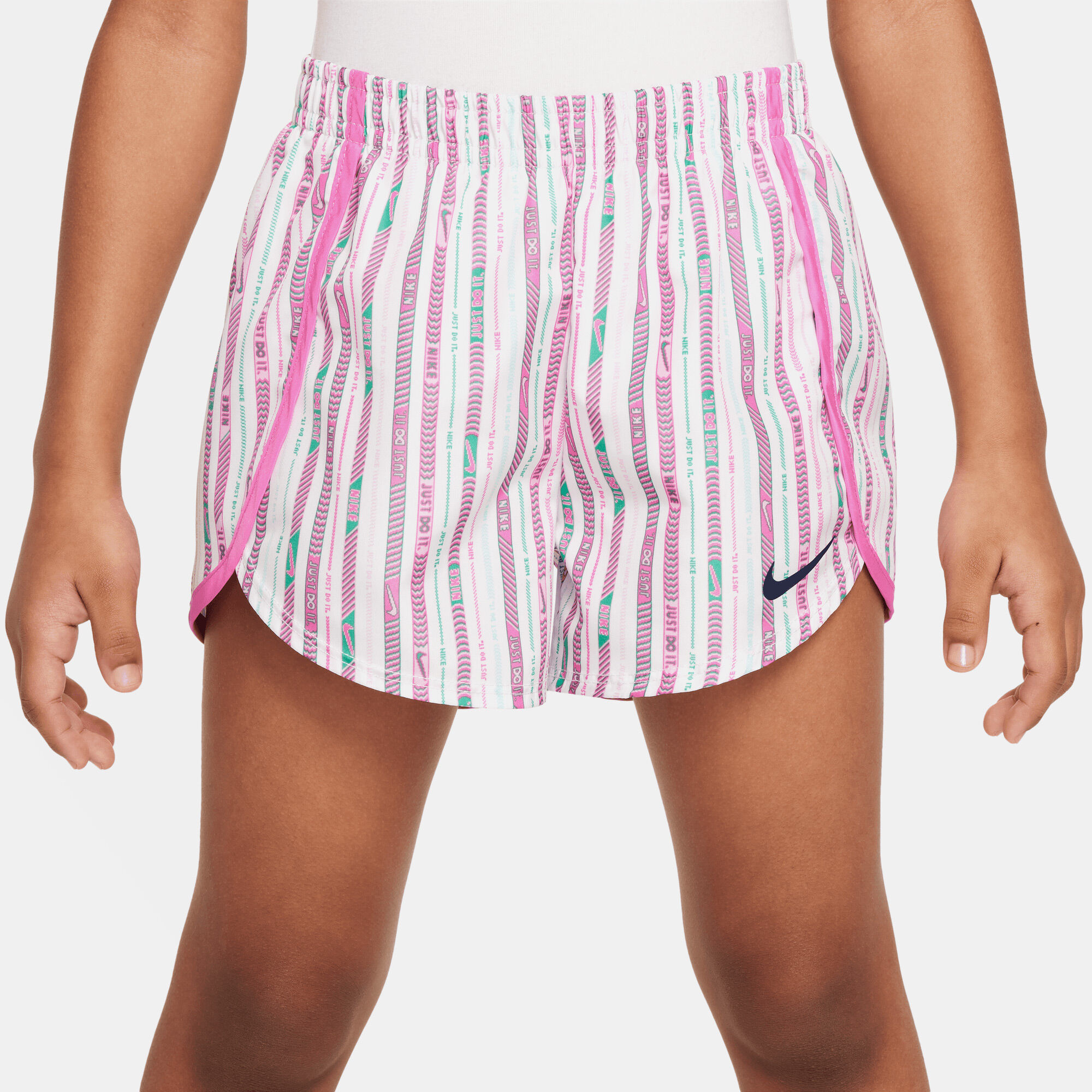 Nike Dri-FIT Happy Camper image number 8