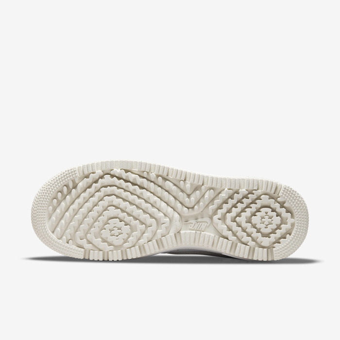 Nike Air Force 1 Luxe image number 1 Nike Air Force 1 Luxe image number 1