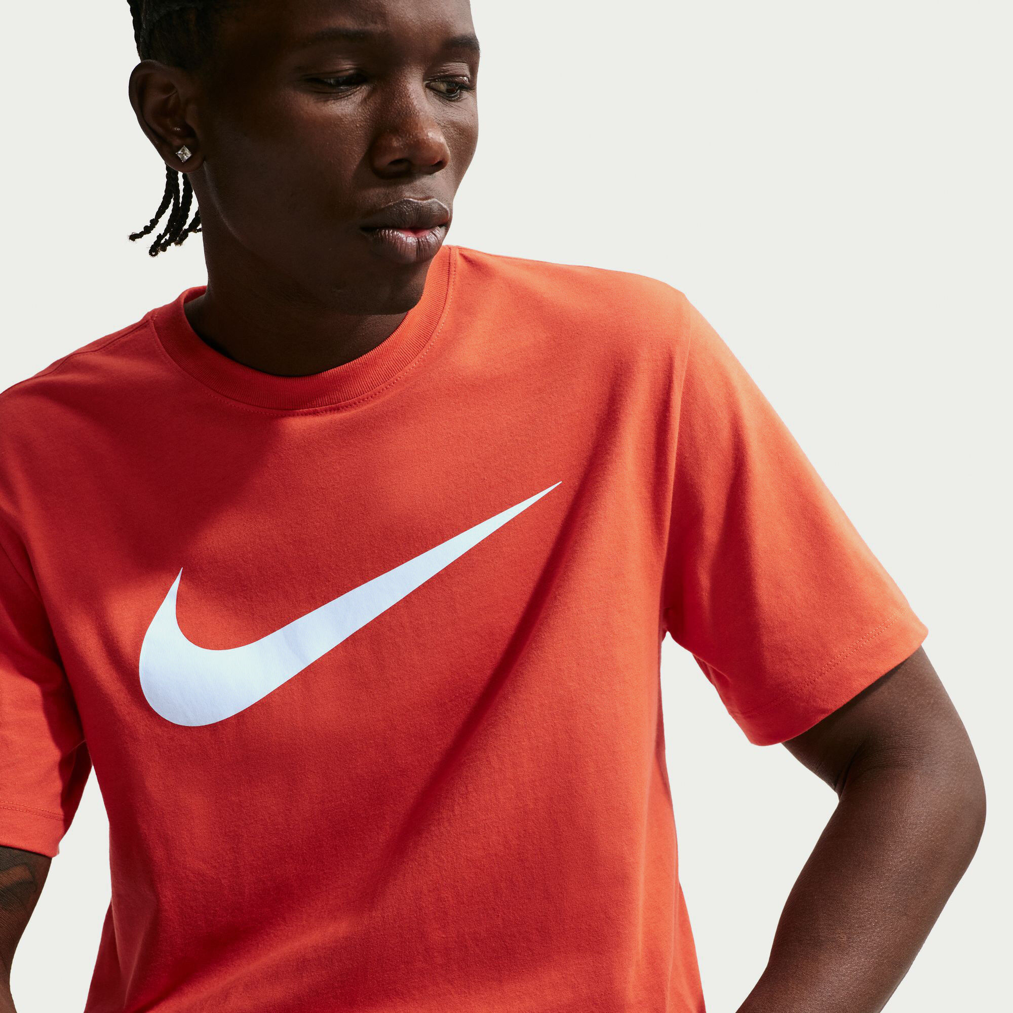 نايكي سبورتسوير سووش image number 4