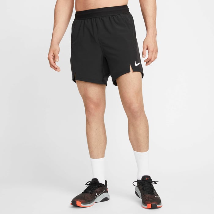 شورت برو دراي-فت فليكس 6-انش ترينينج للرجال image number 0 شورت برو دراي-فت فليكس 6-انش ترينينج للرجال image number 0