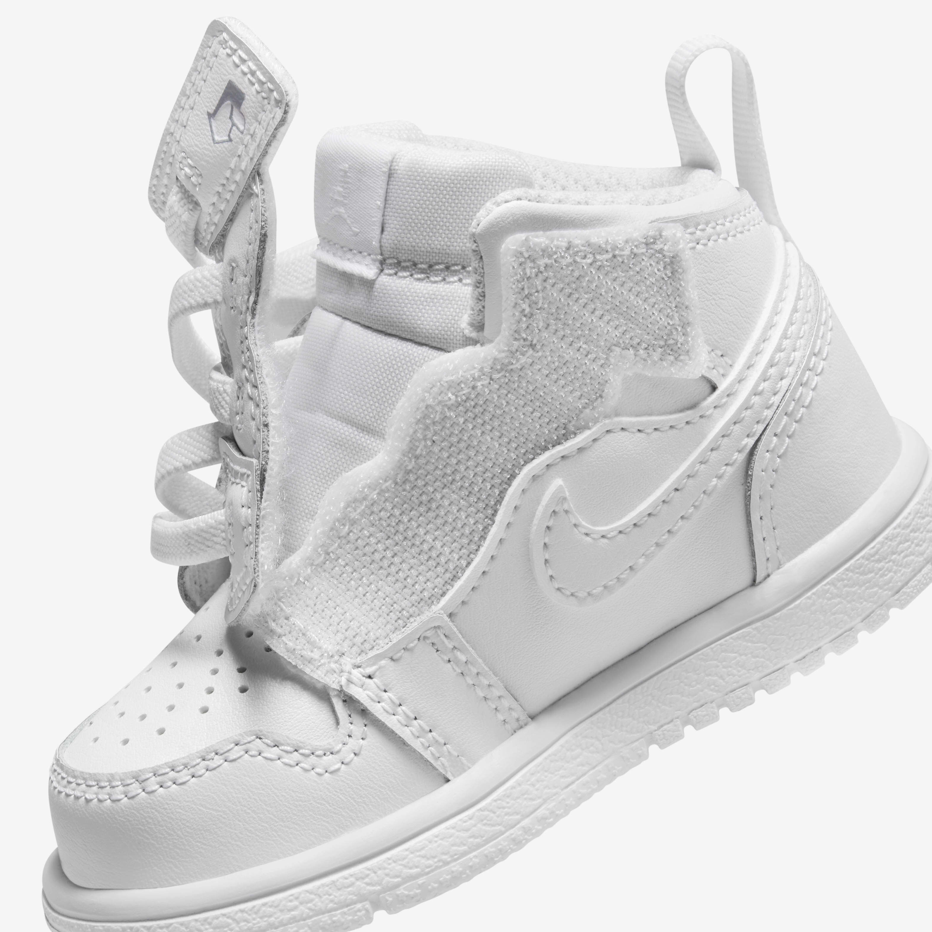 Buy Jordan 1 Mid Alt Baby/Toddler Shoes - White/White/White @ Nike UAE