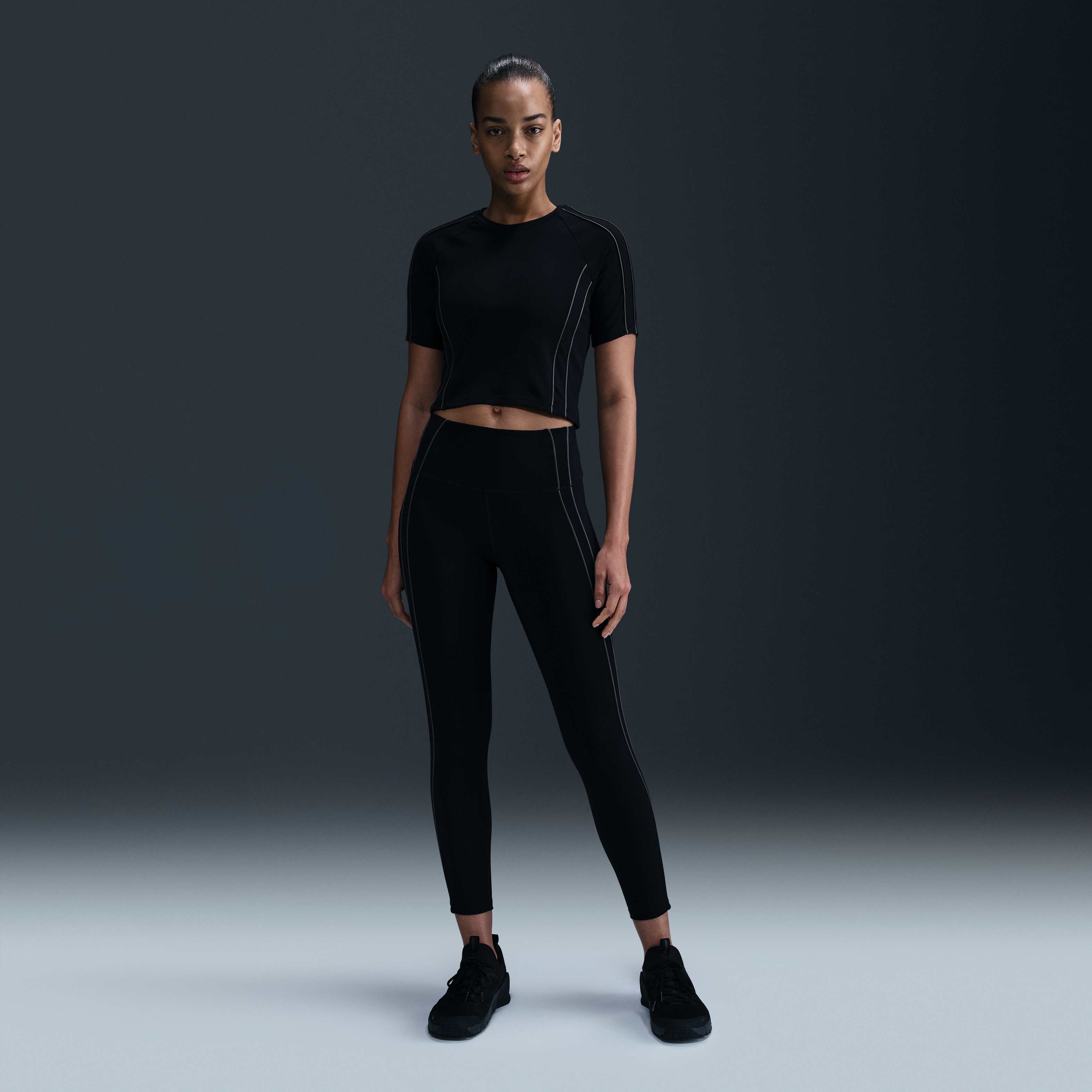 نايكي ون فيتد image number 3