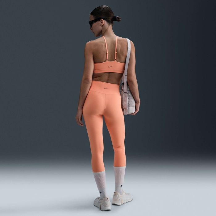 Nike One image number 3 Nike One image number 3