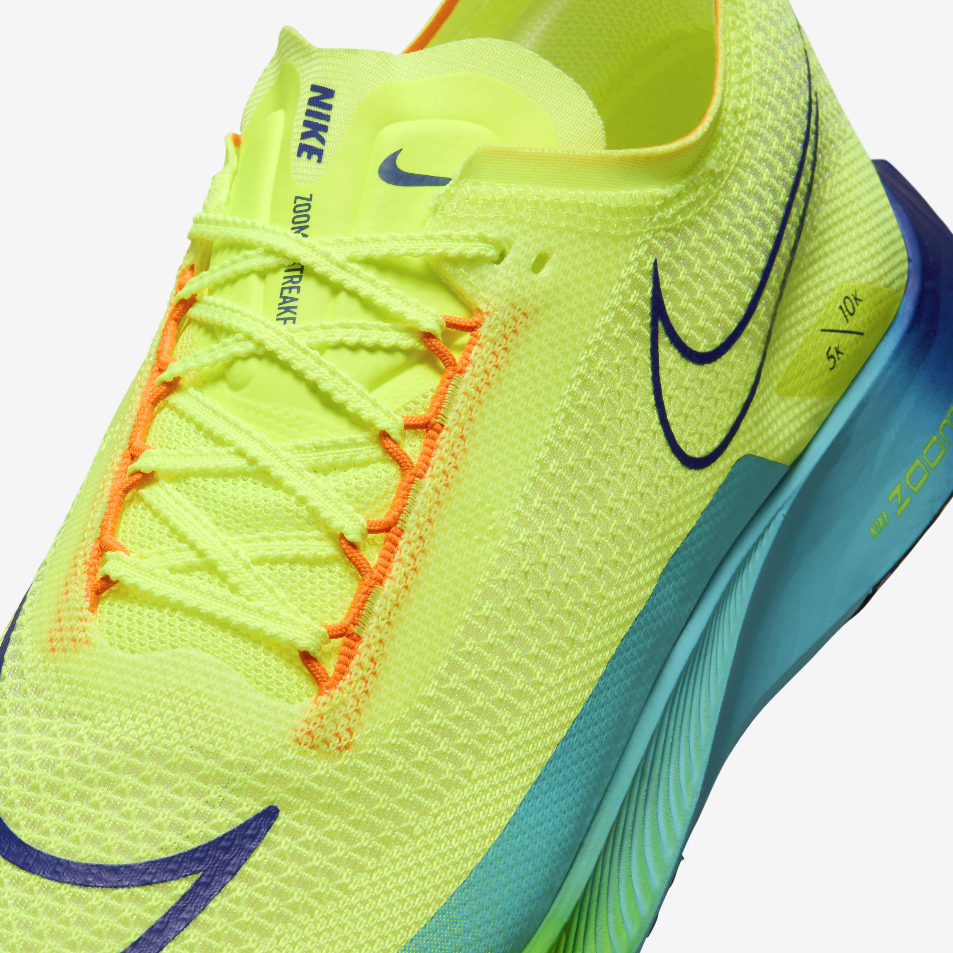 スパイク・シューズ NIKE Streakfly 26.0 NIKE ZOOM X STREAKFLY(ストリークフライ) 26.0