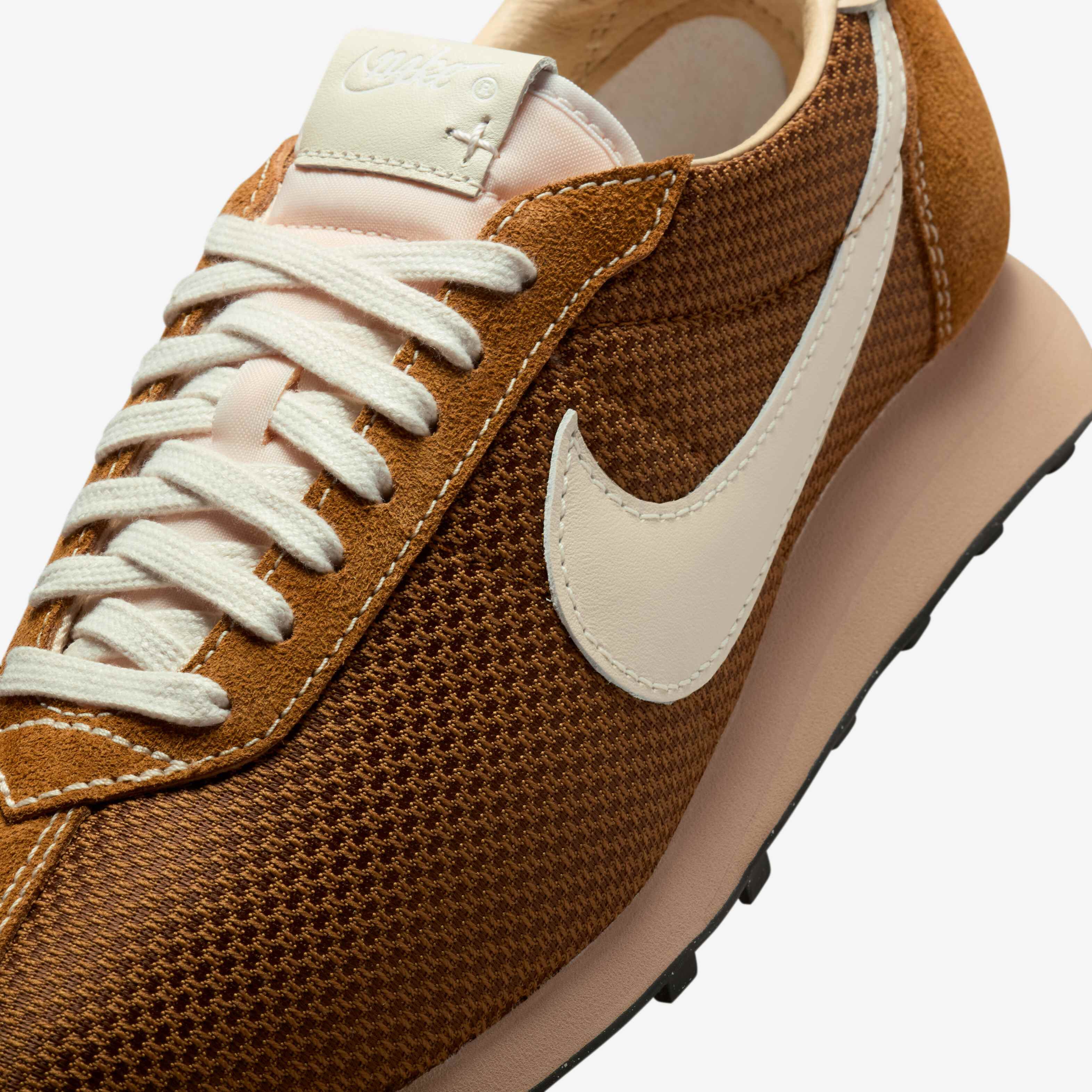 Nike LD-1000 image number 6