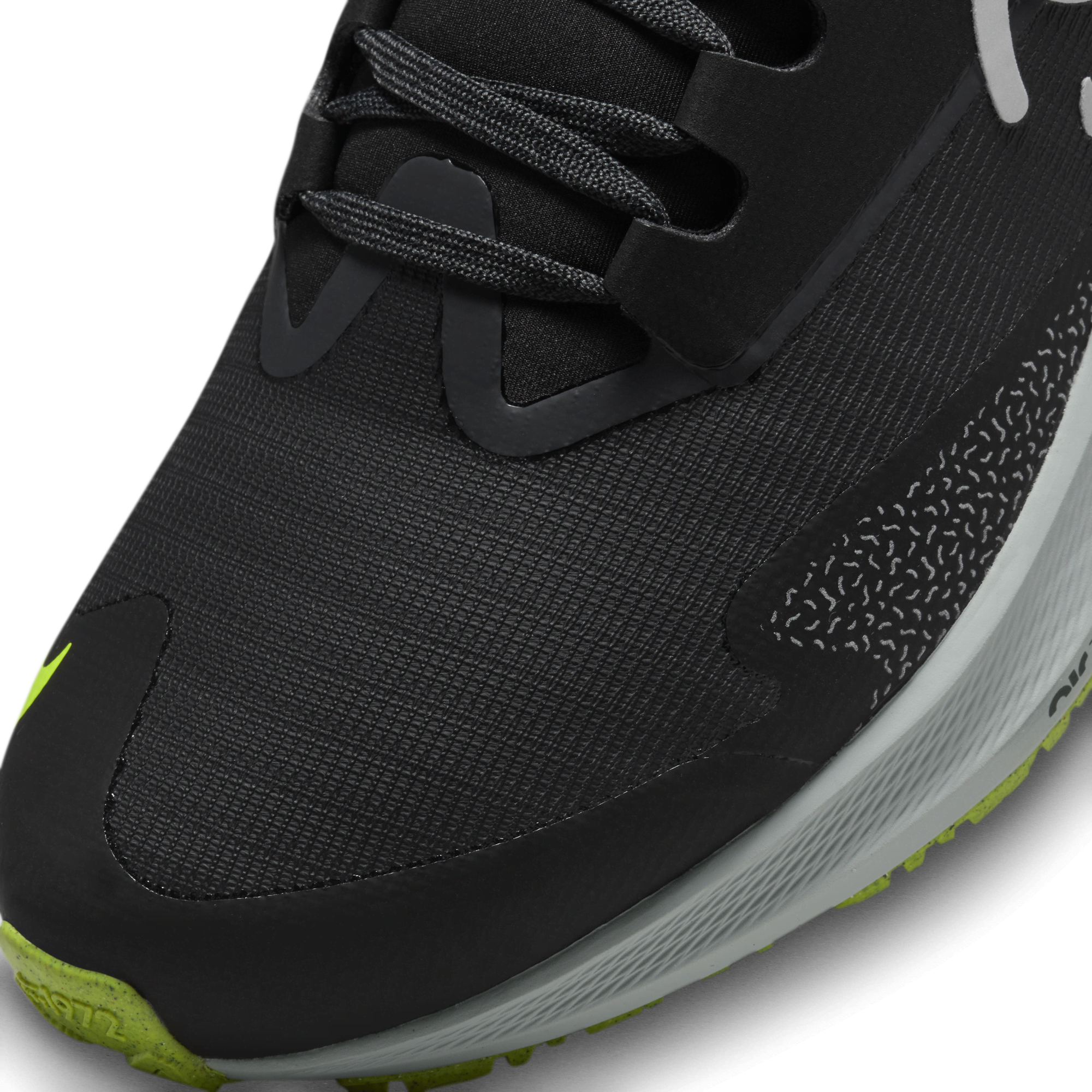 Nike shield shoes discount