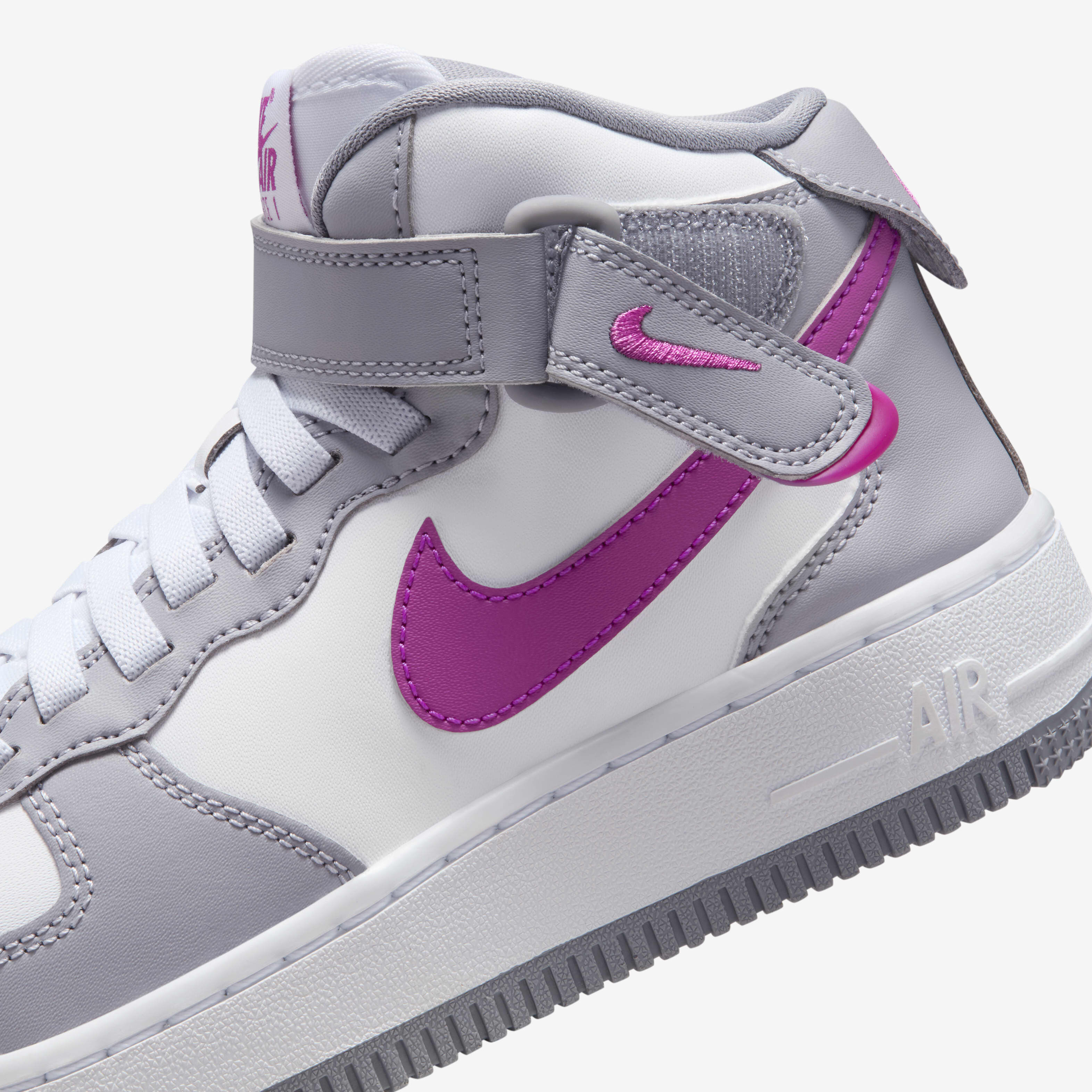 Nike air force 1 mid youth shop