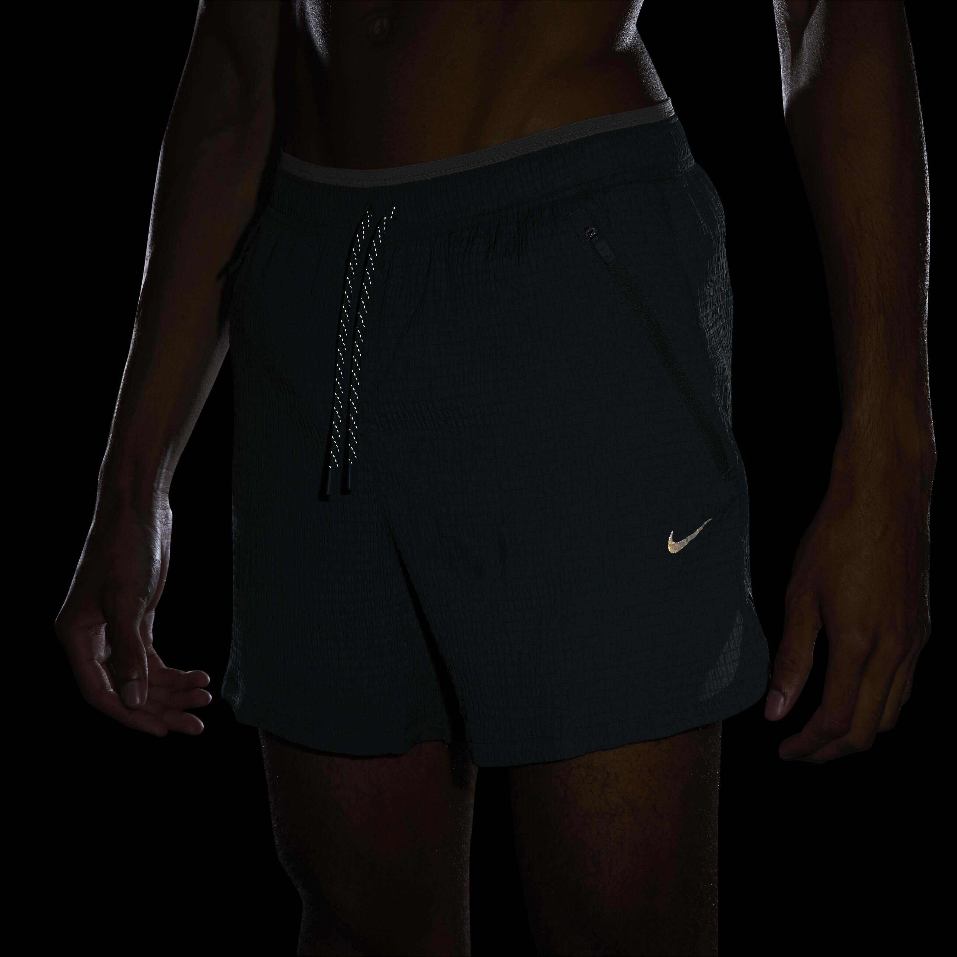 Nike Stride Running Division image number 8