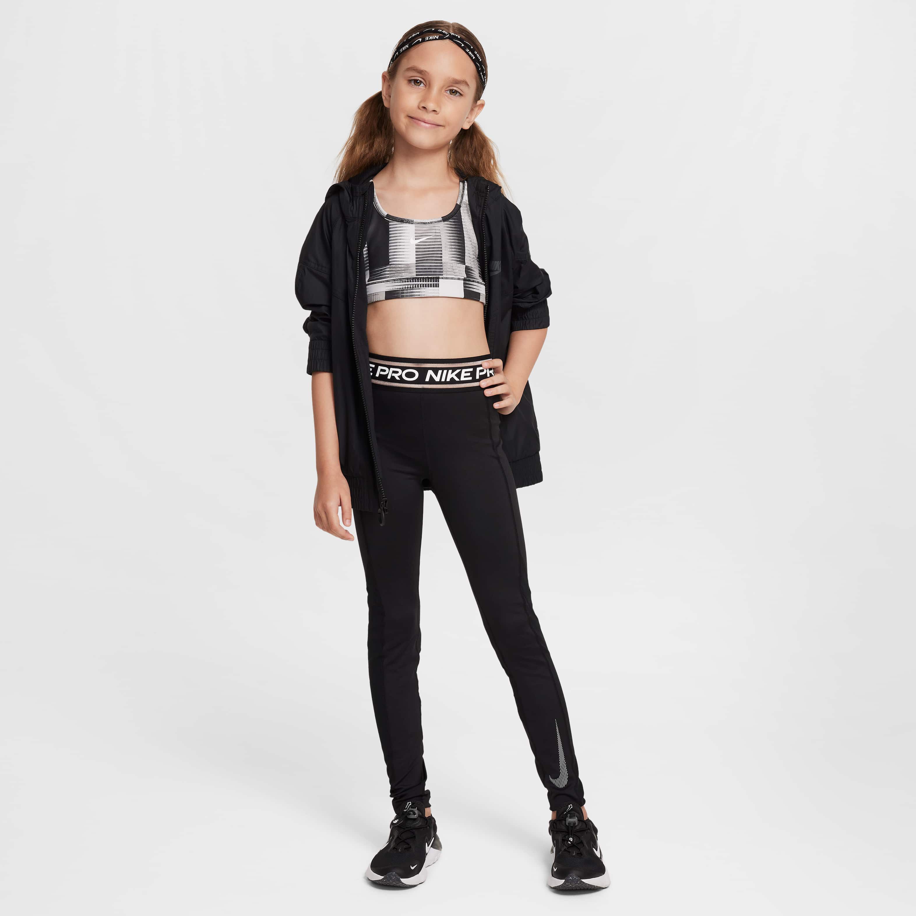 Nike Pro image number 5