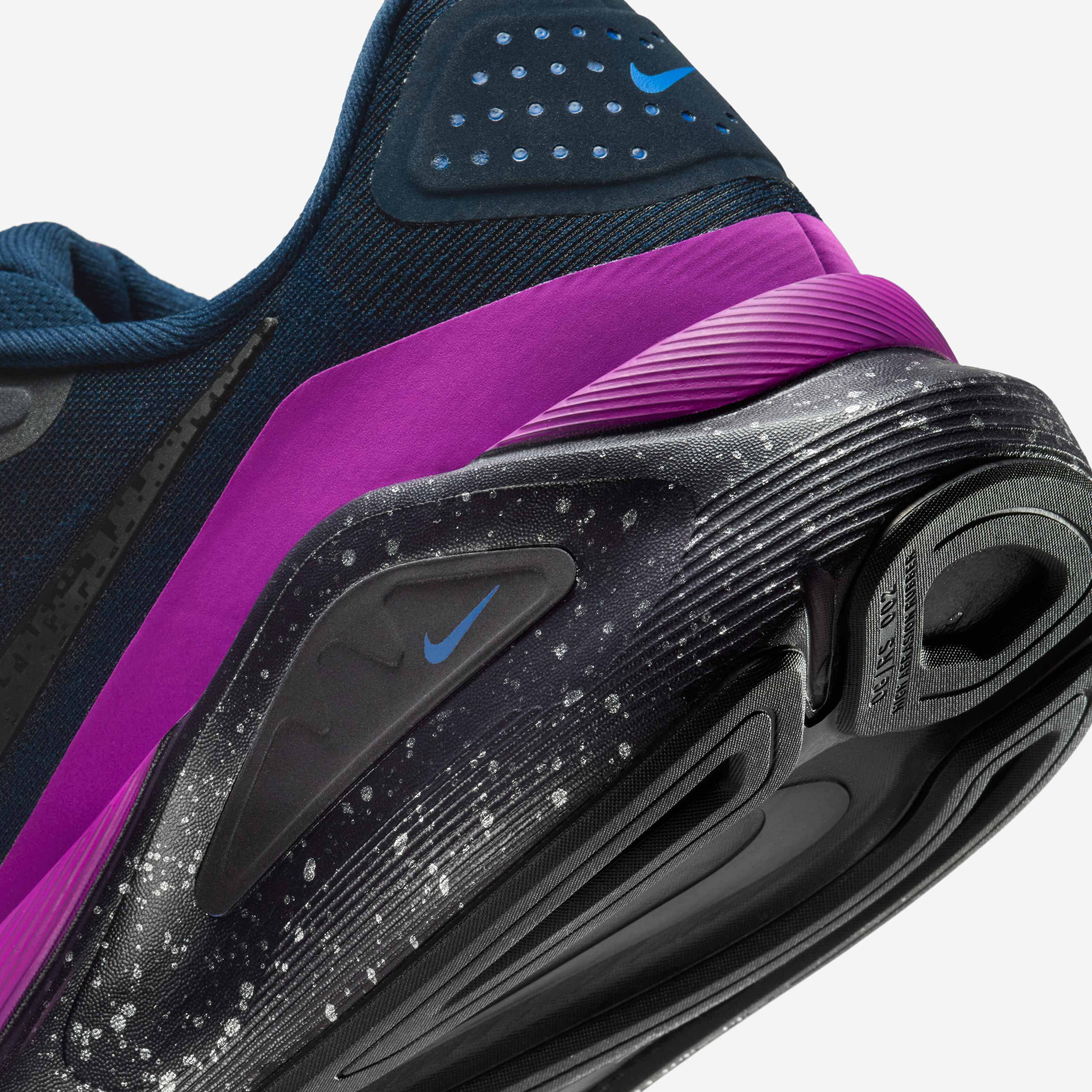 نايكي ستراكشر 26 SE image number 7