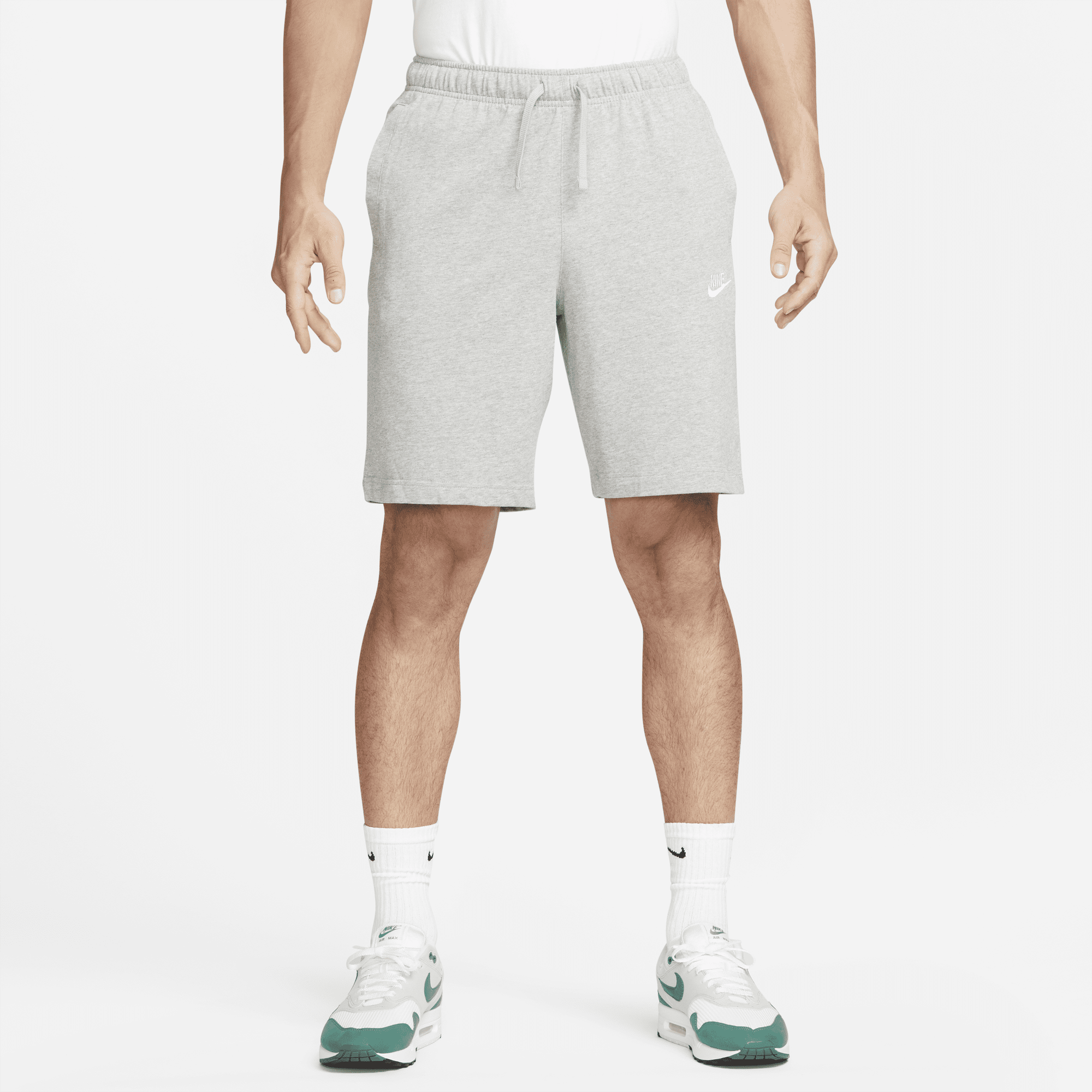 Nike Sportswear Club