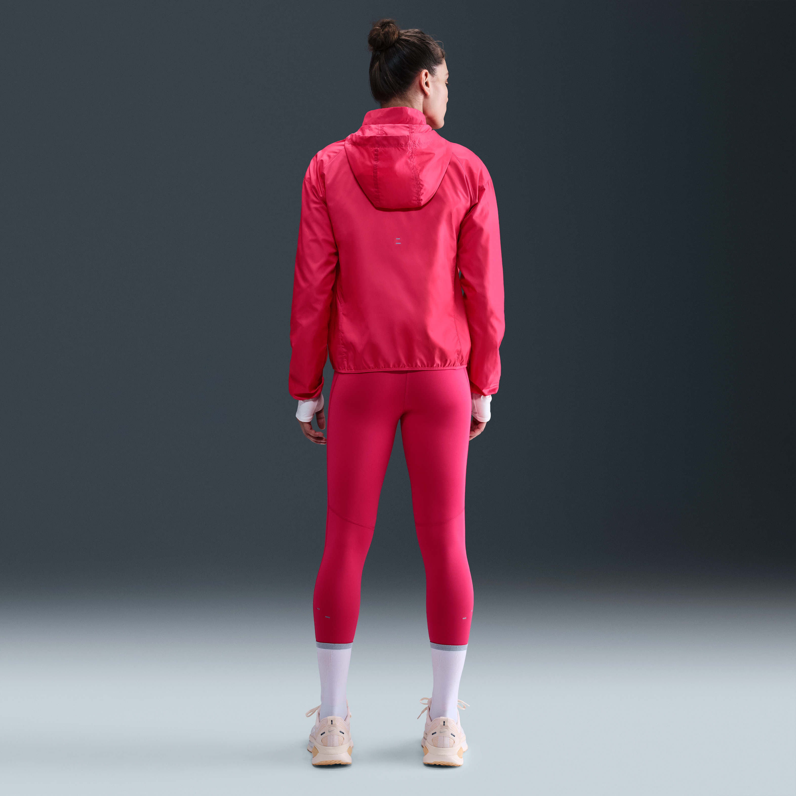 Nike Tempo image number 4