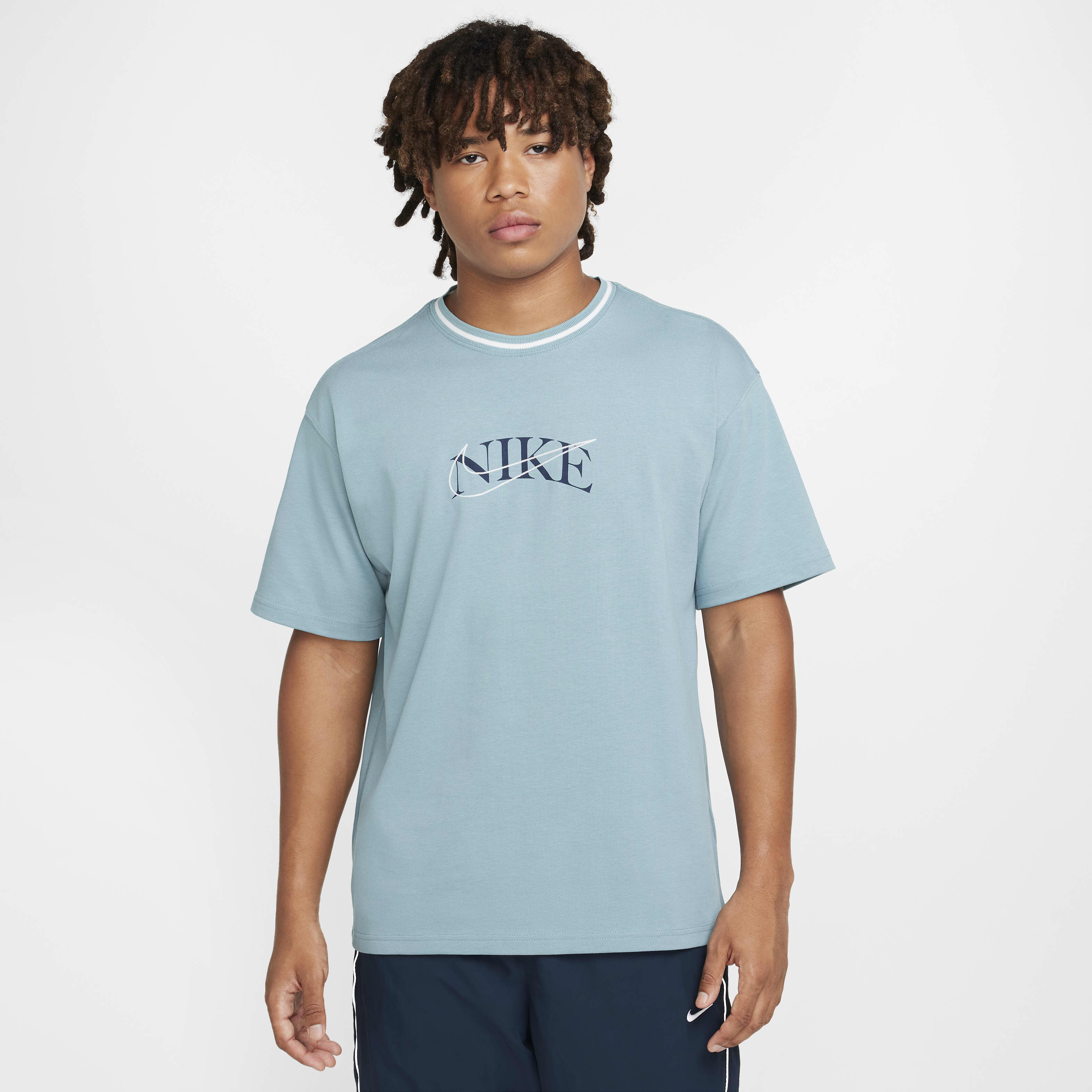 Shop Nike s T shirts for Men Online in UAE Nike Men s T shirts