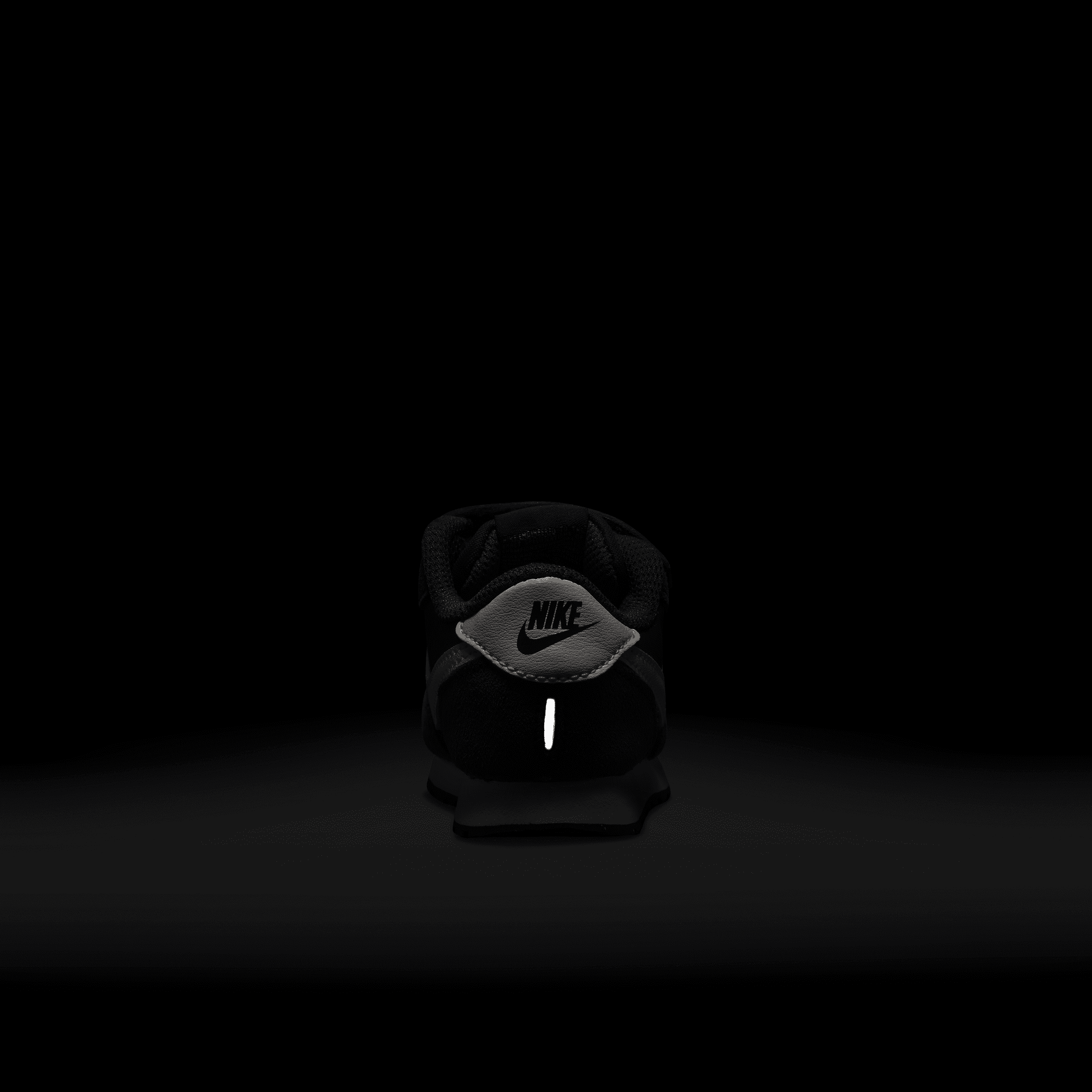Nike MD Valiant image number 7