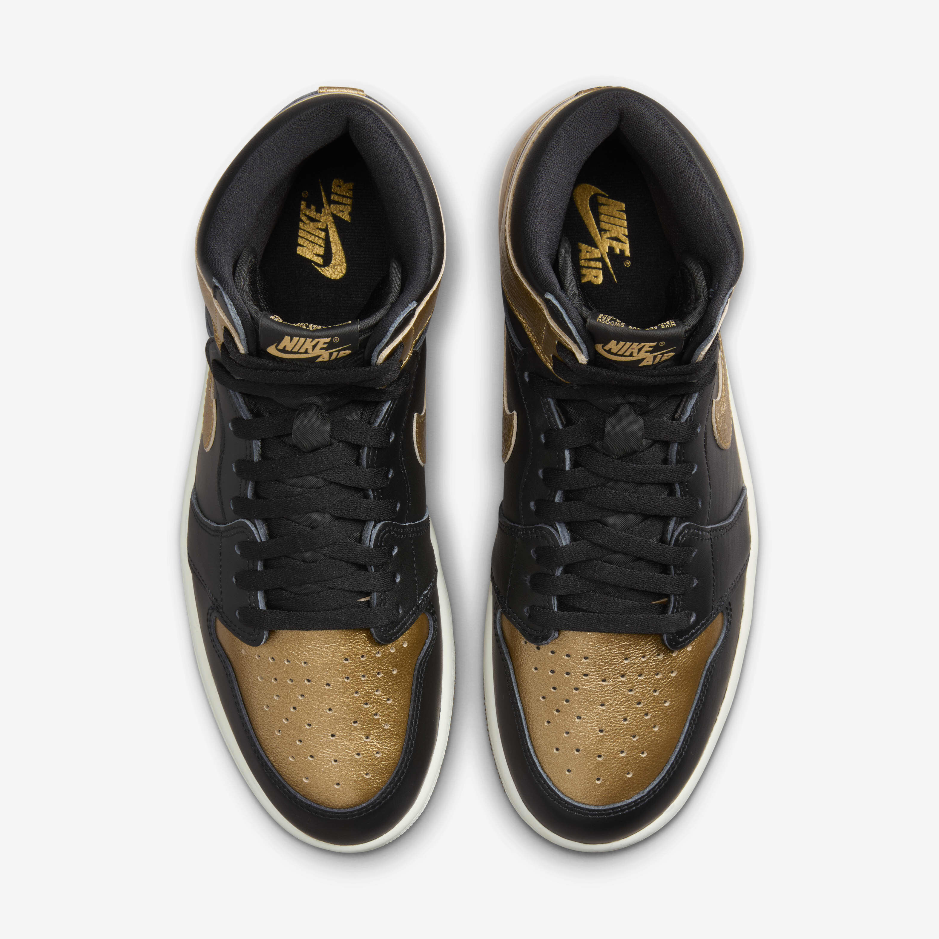 Buy Air Jordan 1 Retro High OG Men s Shoes Nike UAE Official
