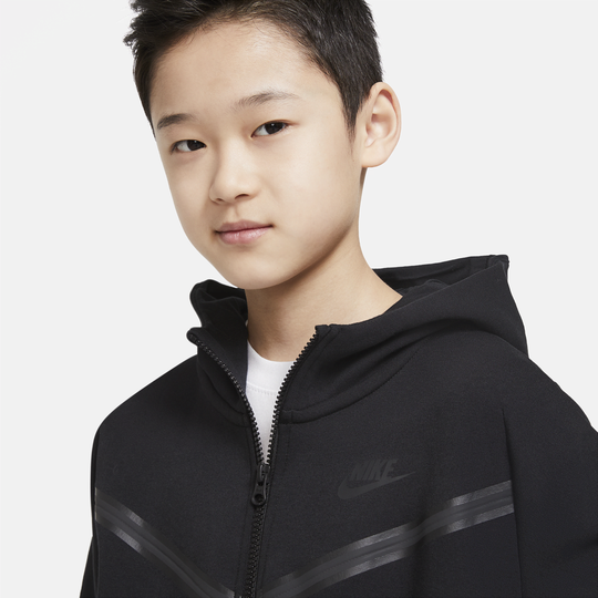 Nike tech fleece hoodie kids deals