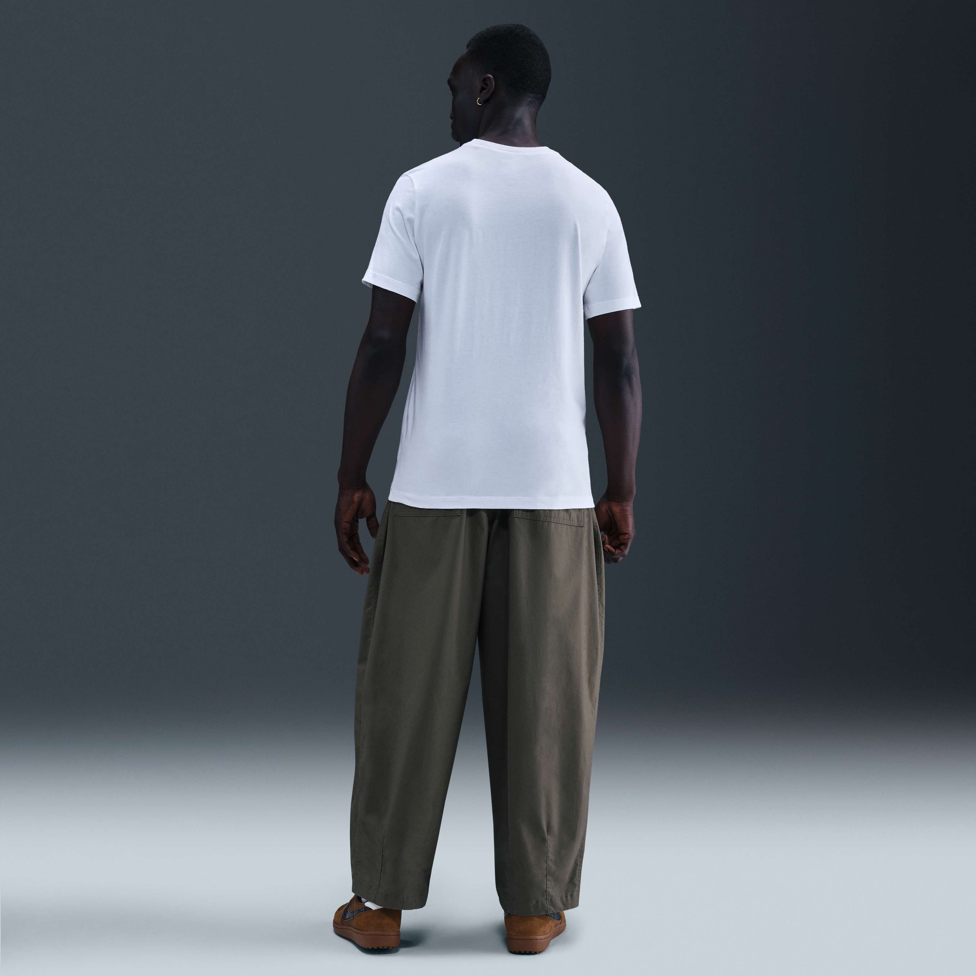 Nike Sportswear Club image number 4