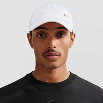 Nike Dri-FIT Club