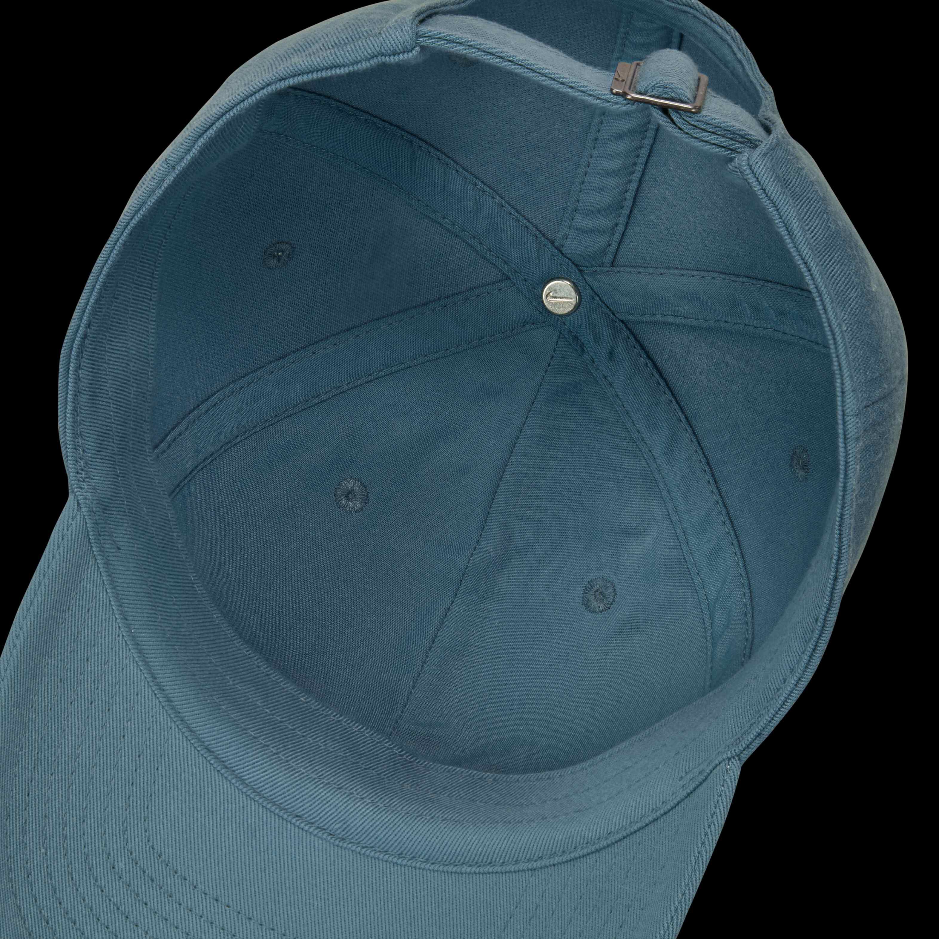 Nike Club image number 5