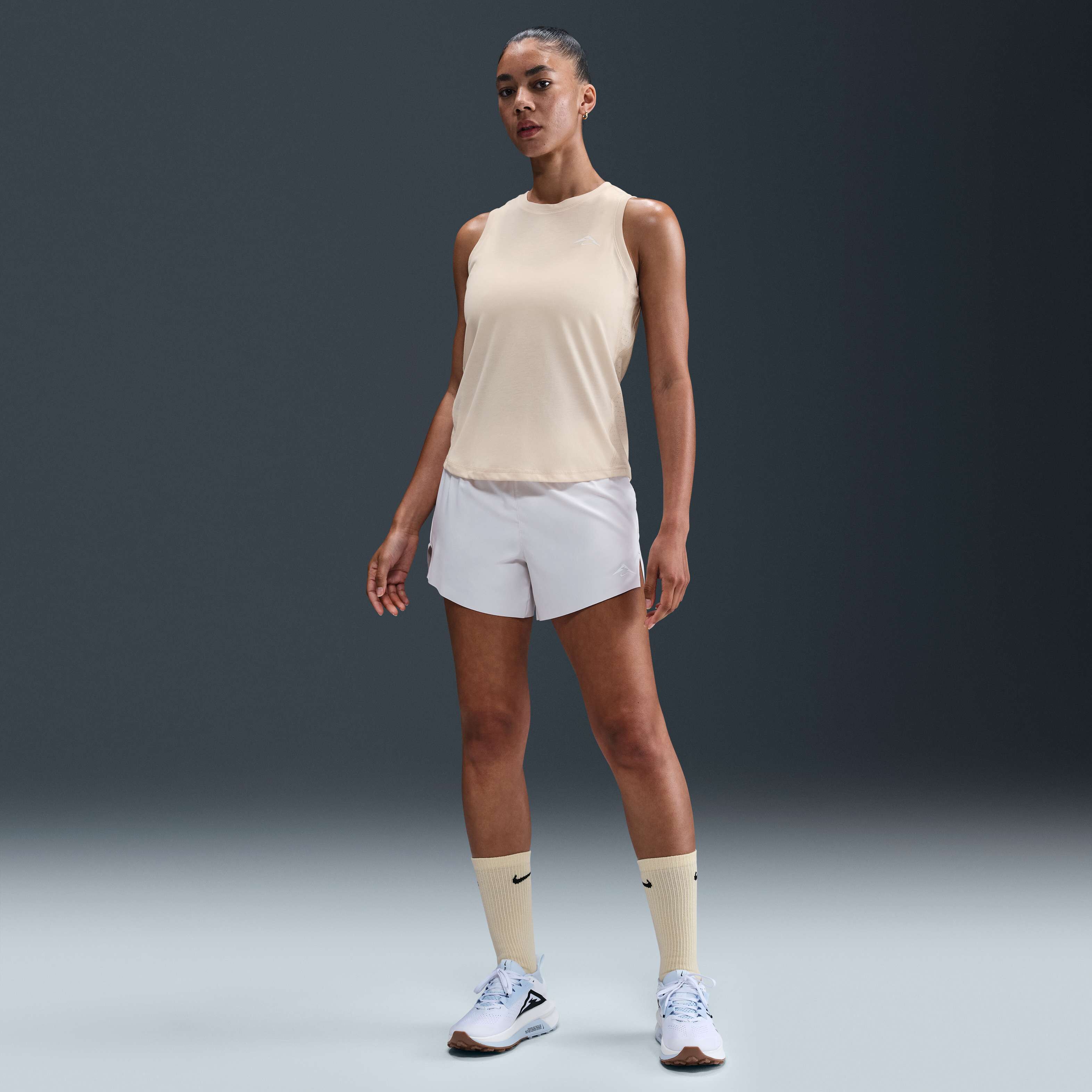 نايكي تريل image number 3