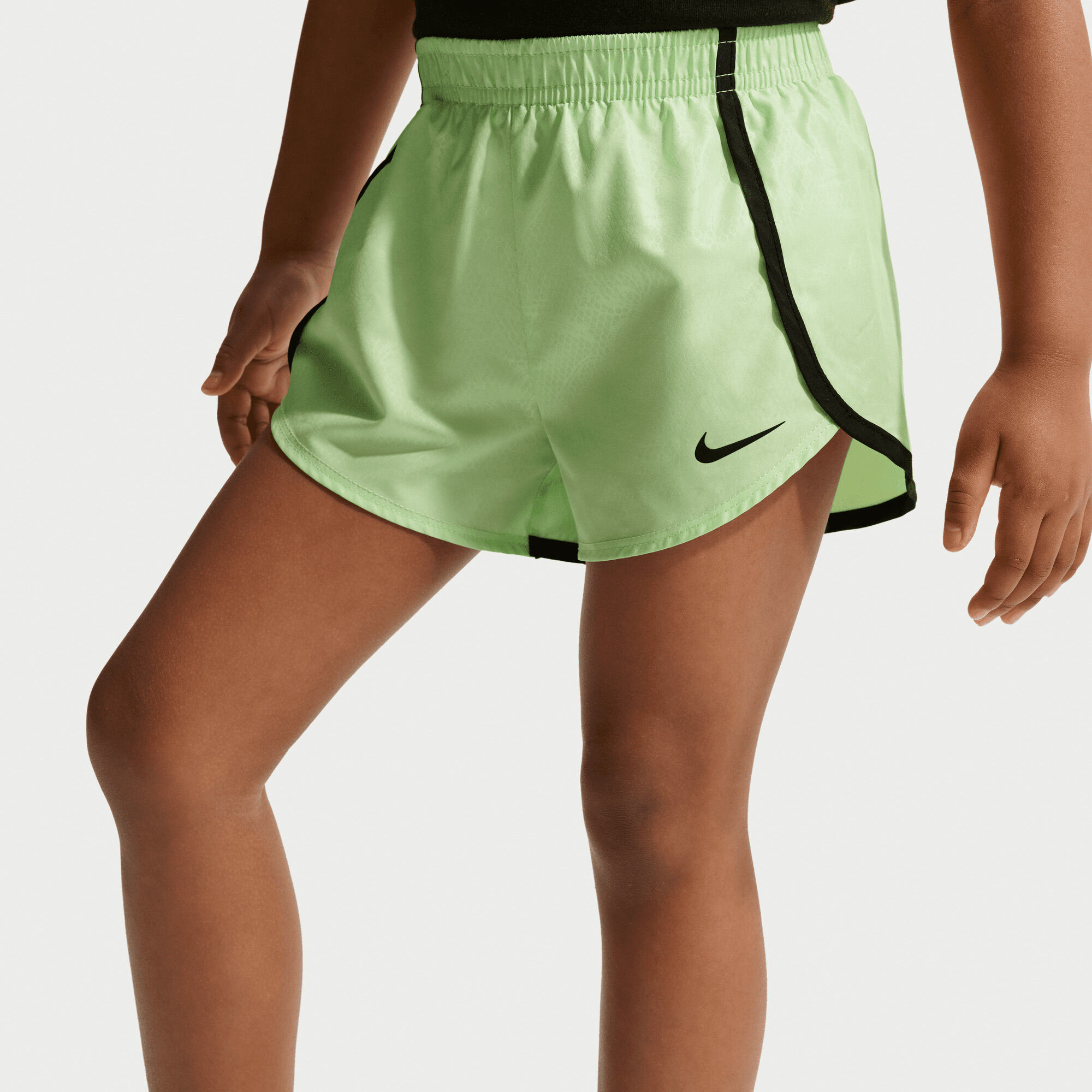 نايكس لايس إت أب image number 4