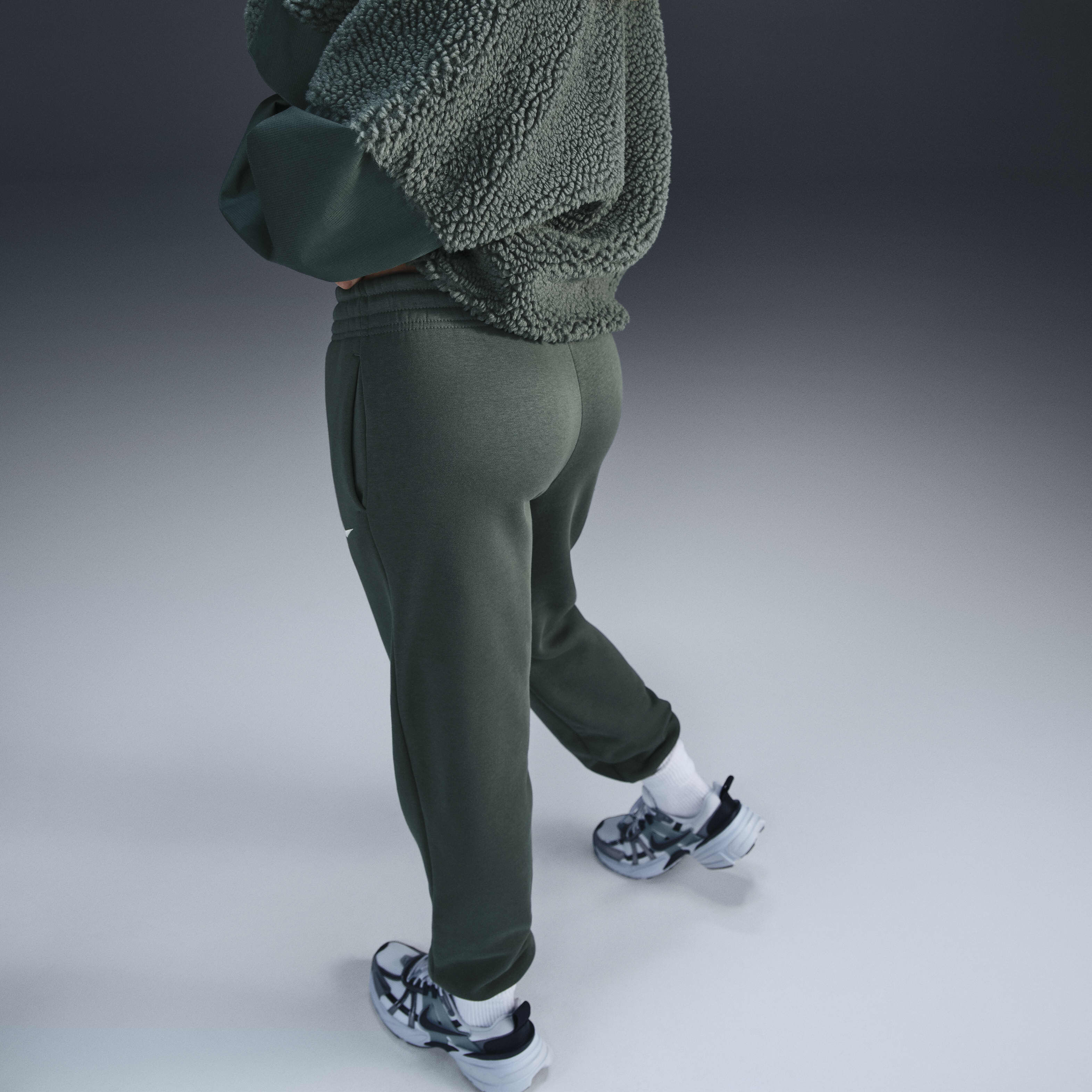 Nike Sportswear Phoenix Fleece image number 2