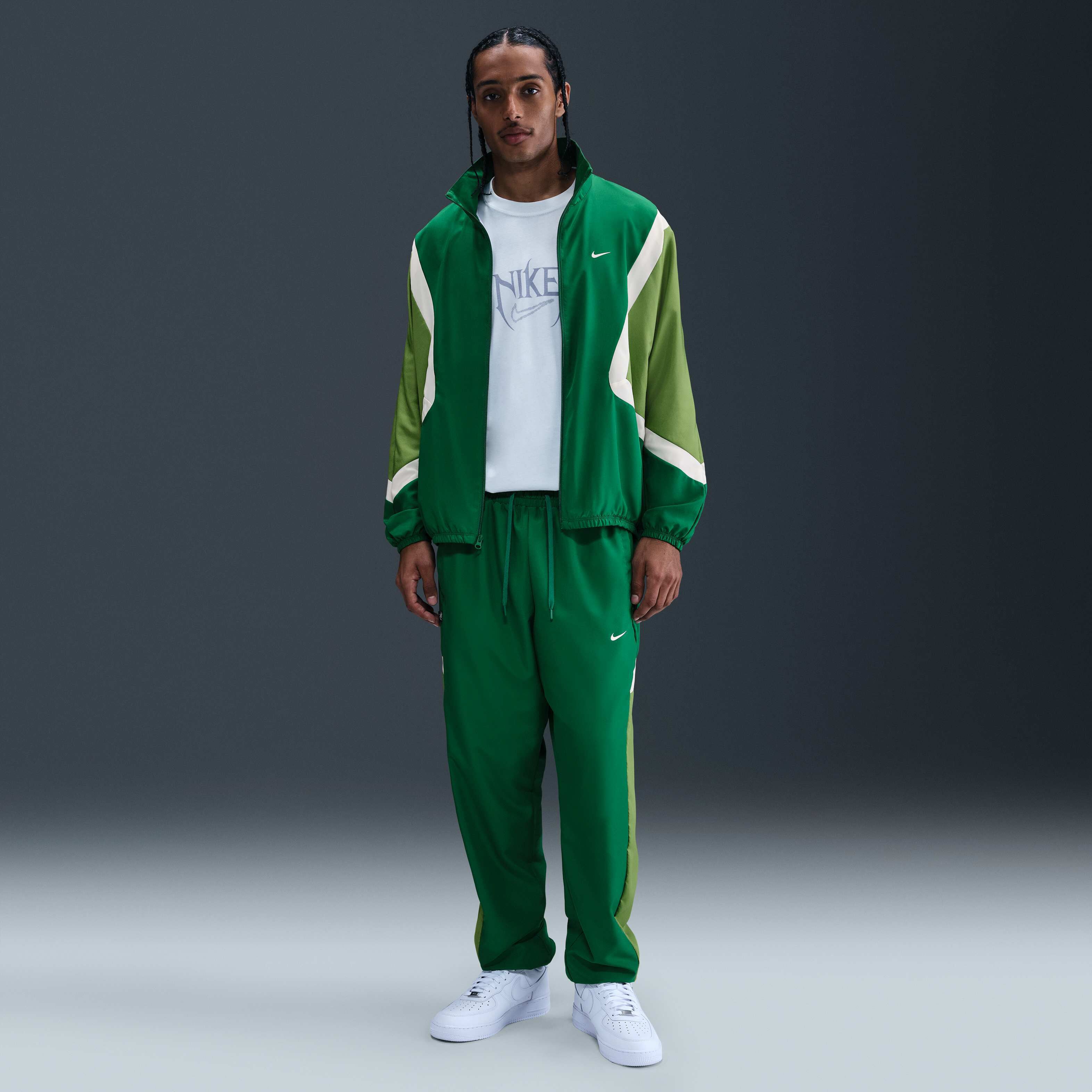 Nike Icon image number 3