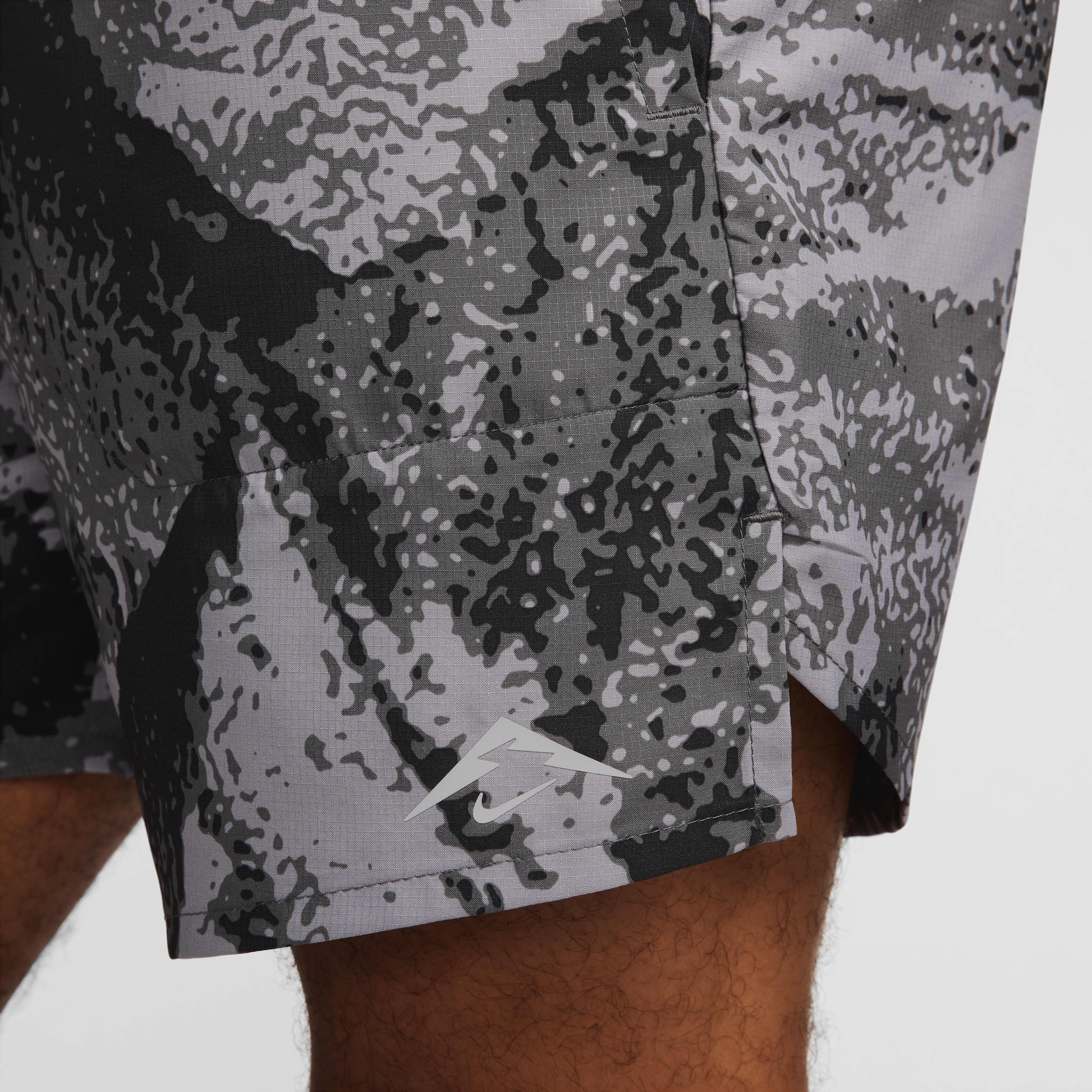 Nike Trail Stride image number 8