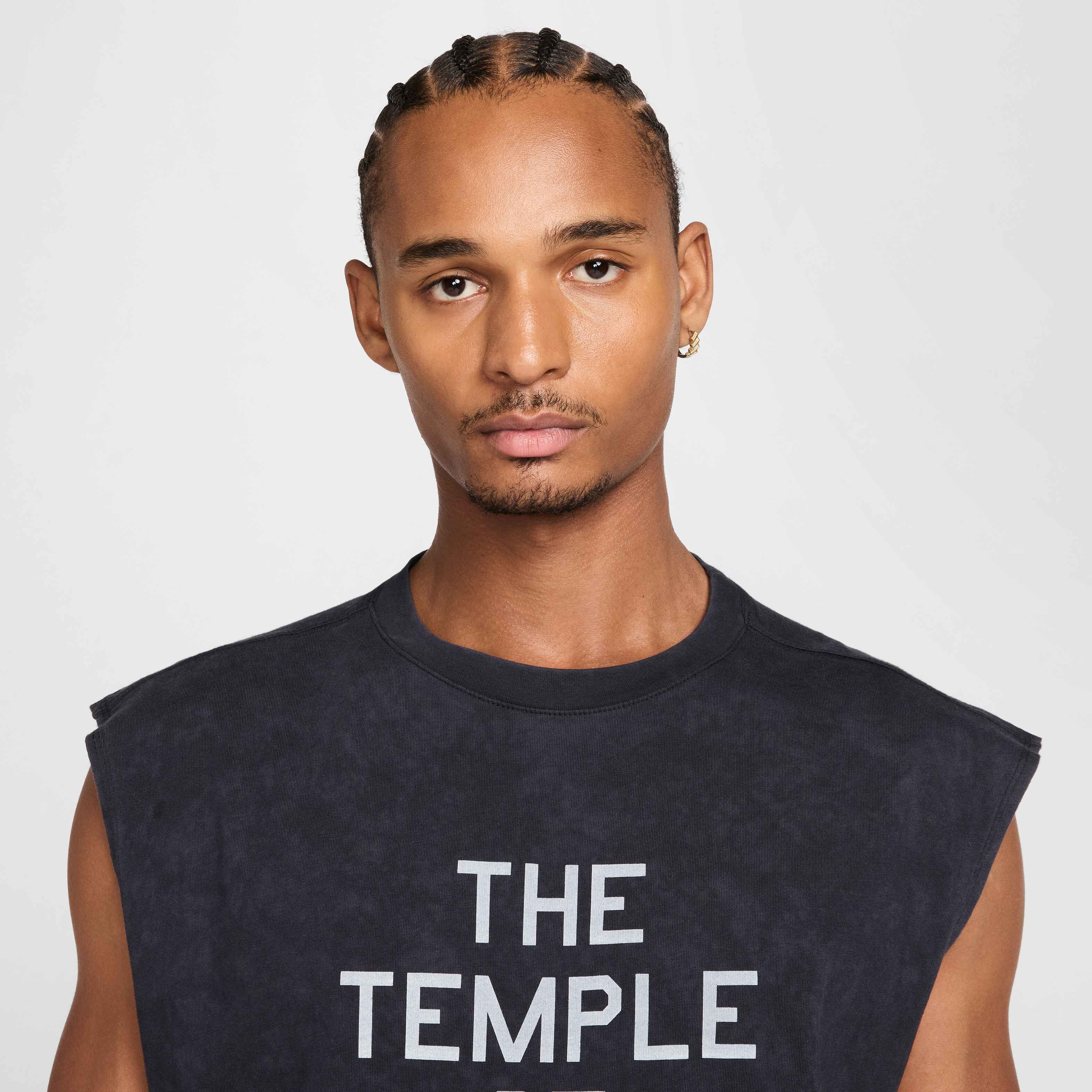 Buy Nike Men's Sleeveless T-Shirt - Black | Nike UAE Official
