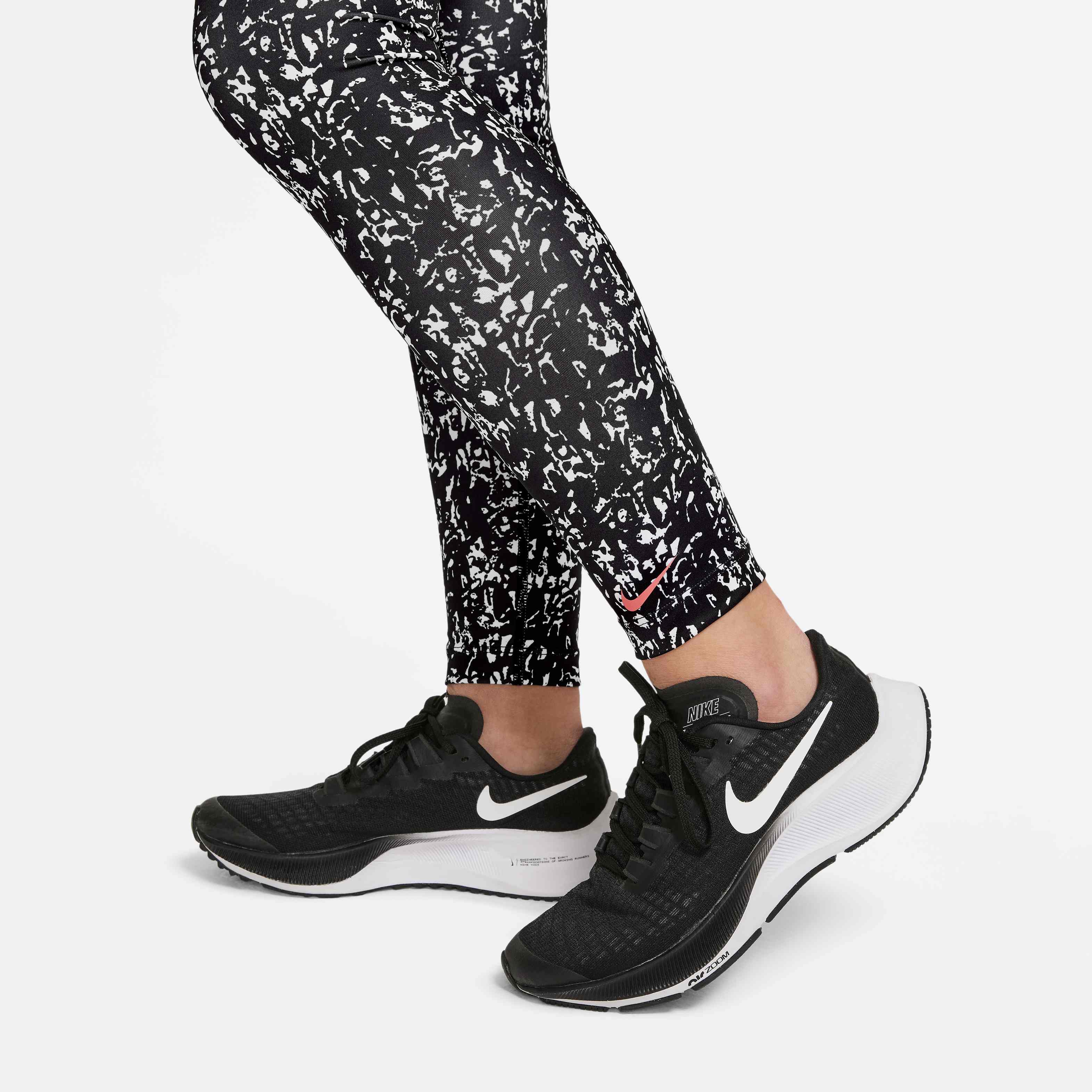 Nike Dri-FIT One Luxe Icon Clash image number 3
