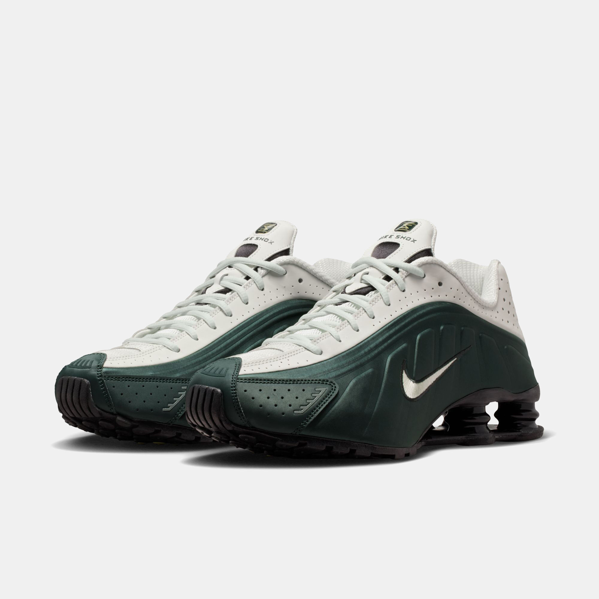 Nike Shox R4 image number 2