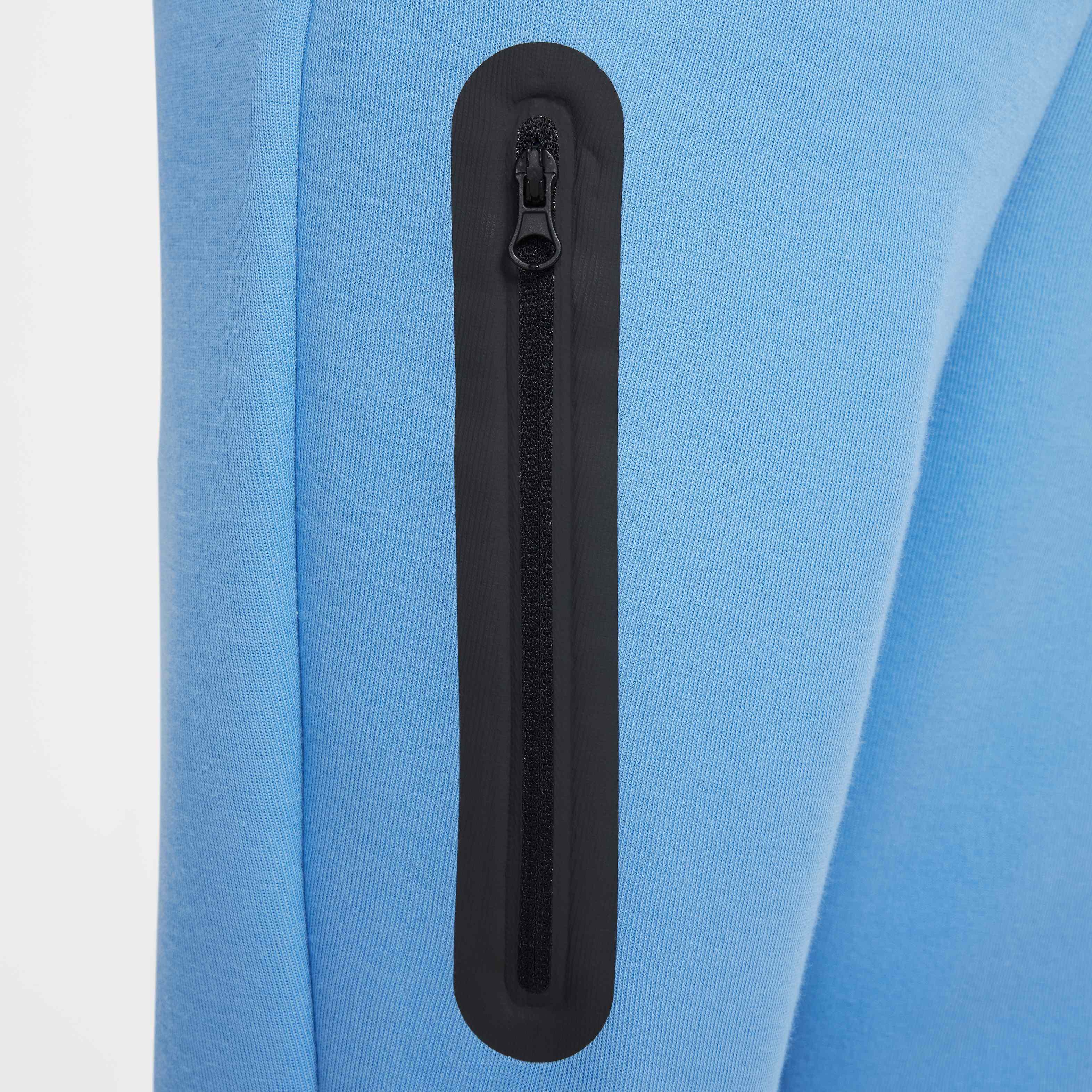 Nike Sportswear Tech Fleece image number 4