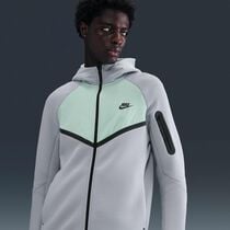 Nike Tech