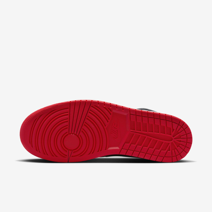 Air Jordan 1 Hi FlyEase image number 1 Air Jordan 1 Hi FlyEase image number 1