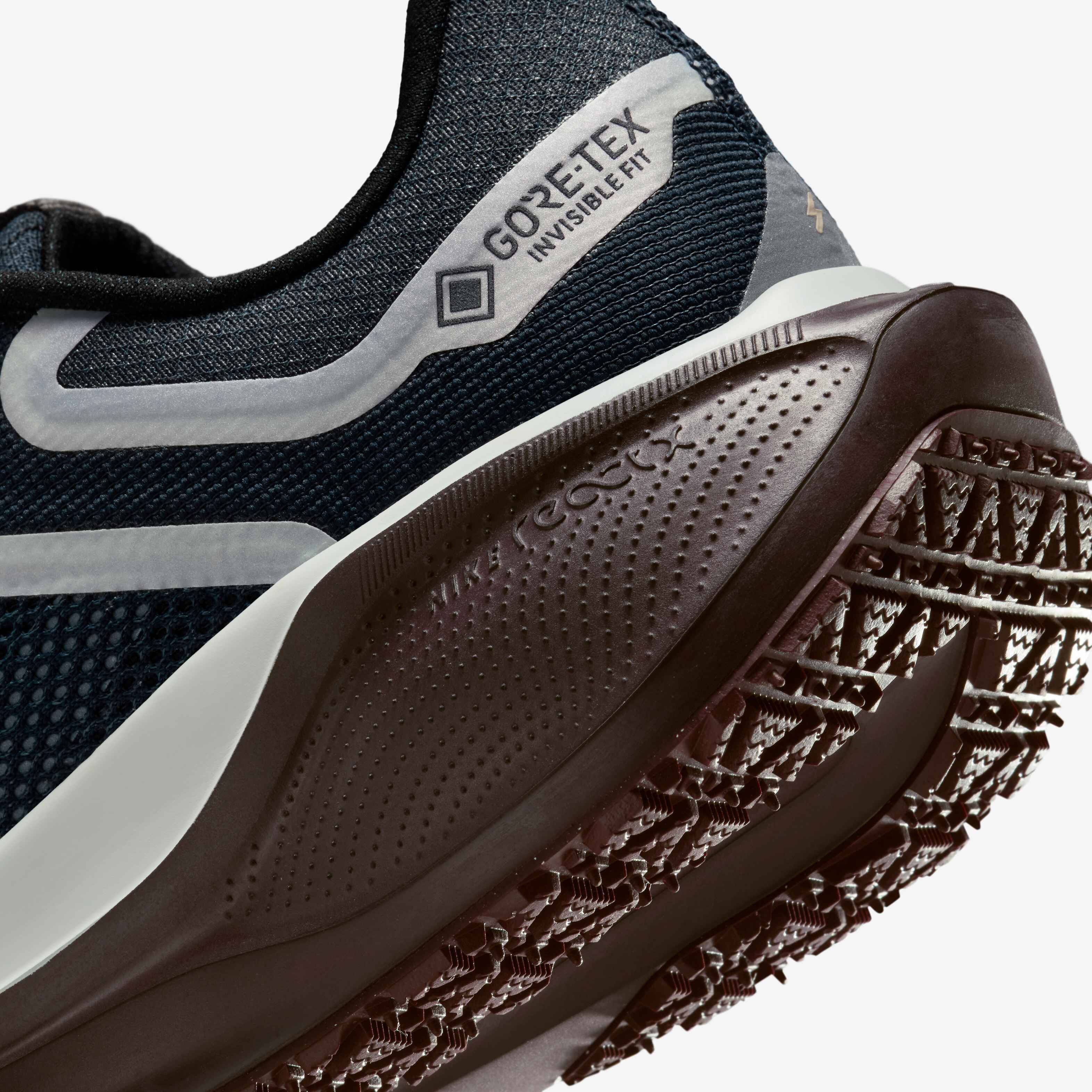 نايكي بيجاسوس 41 جور-تكس image number 7