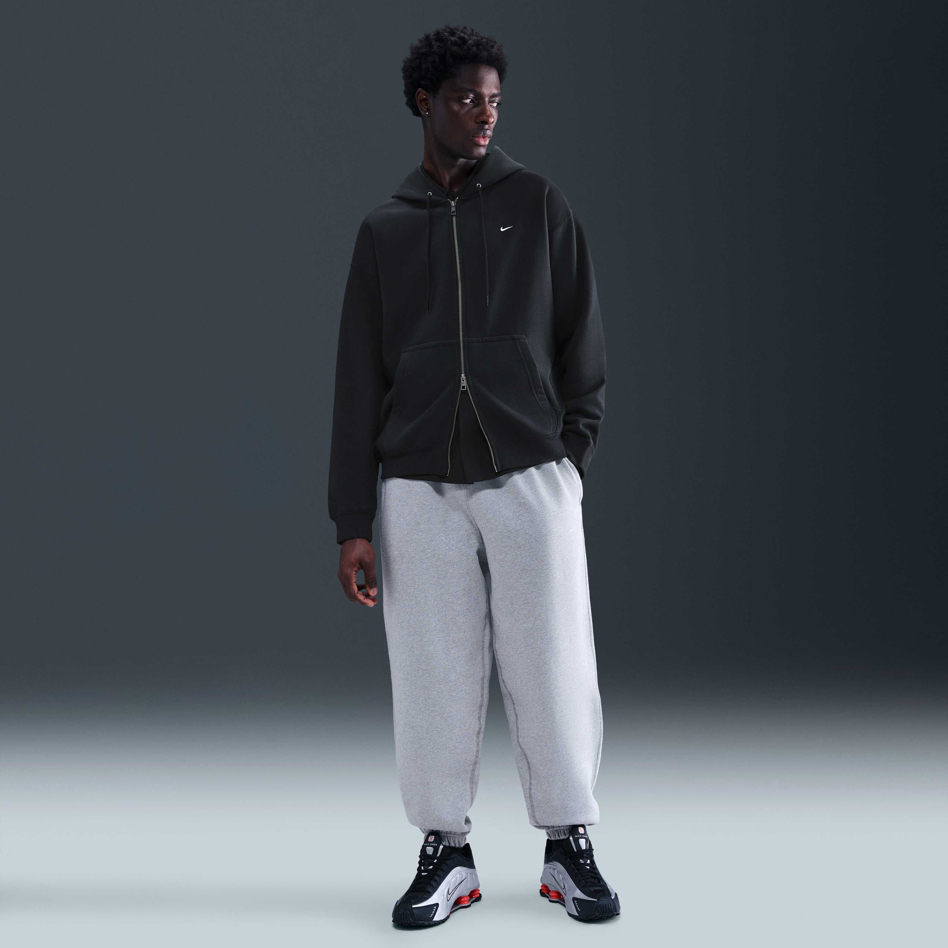 Nike Solo Swoosh image number 3