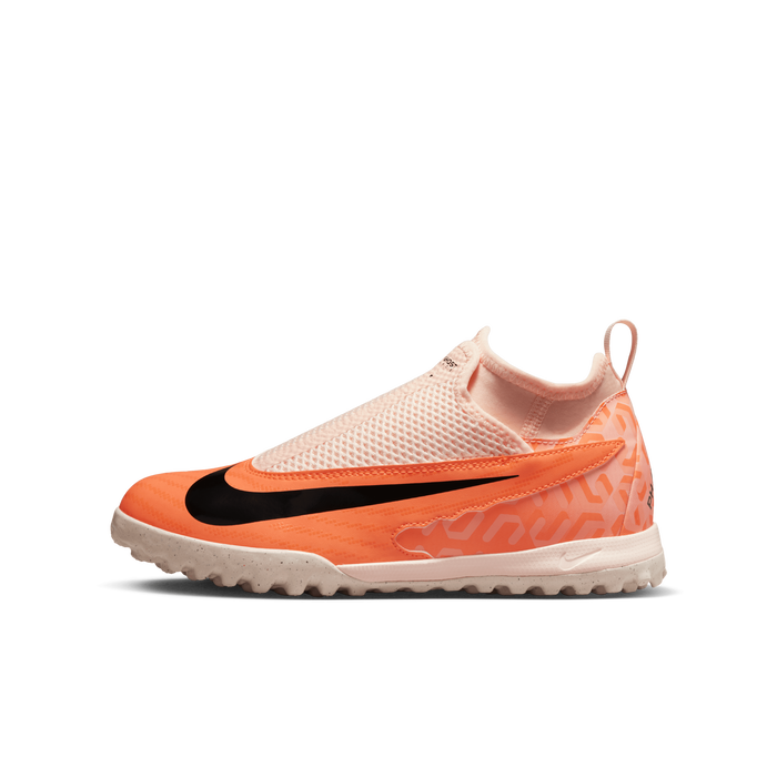 Nike phantom shoes deals