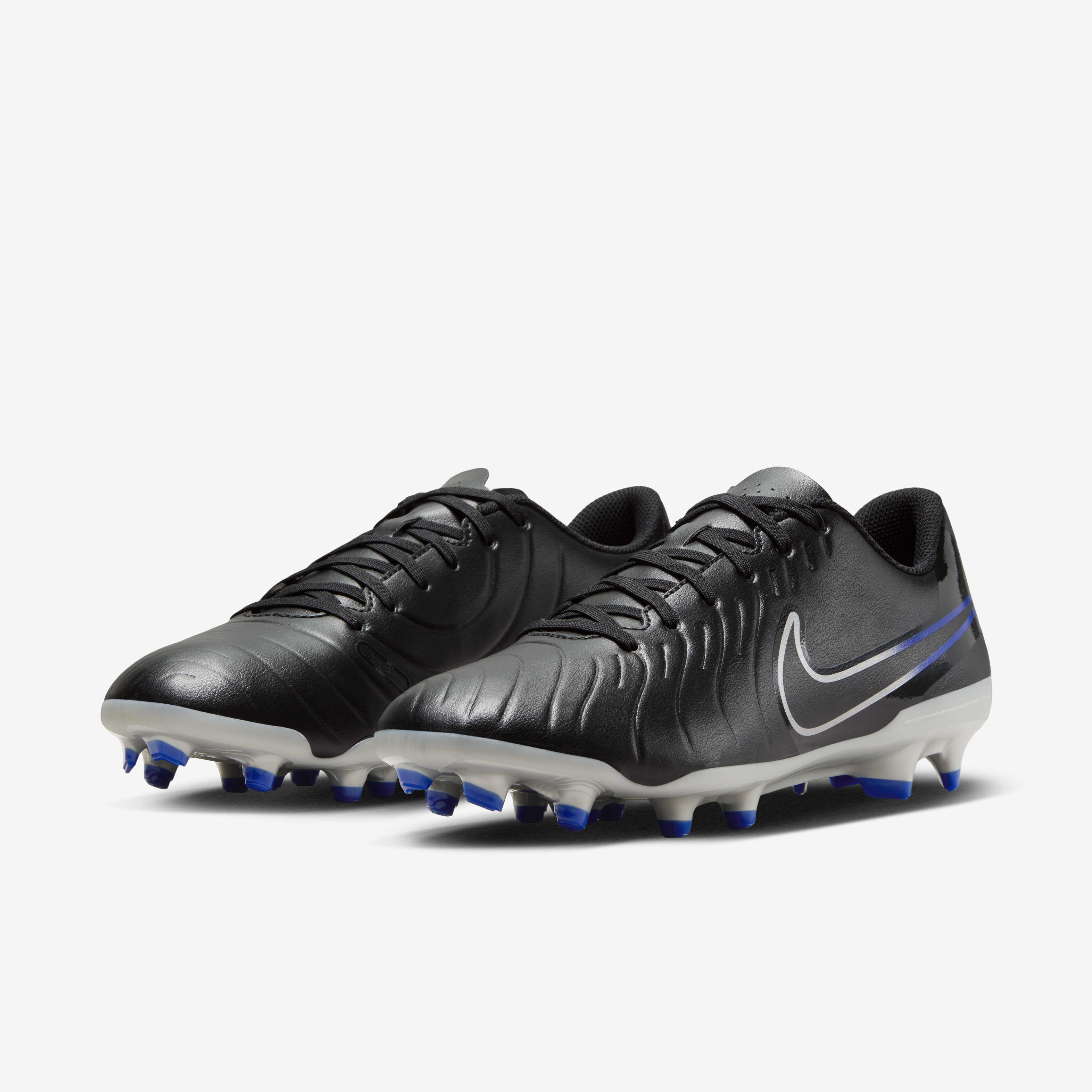 Nike Tiempo Legend 10 Club image number 4