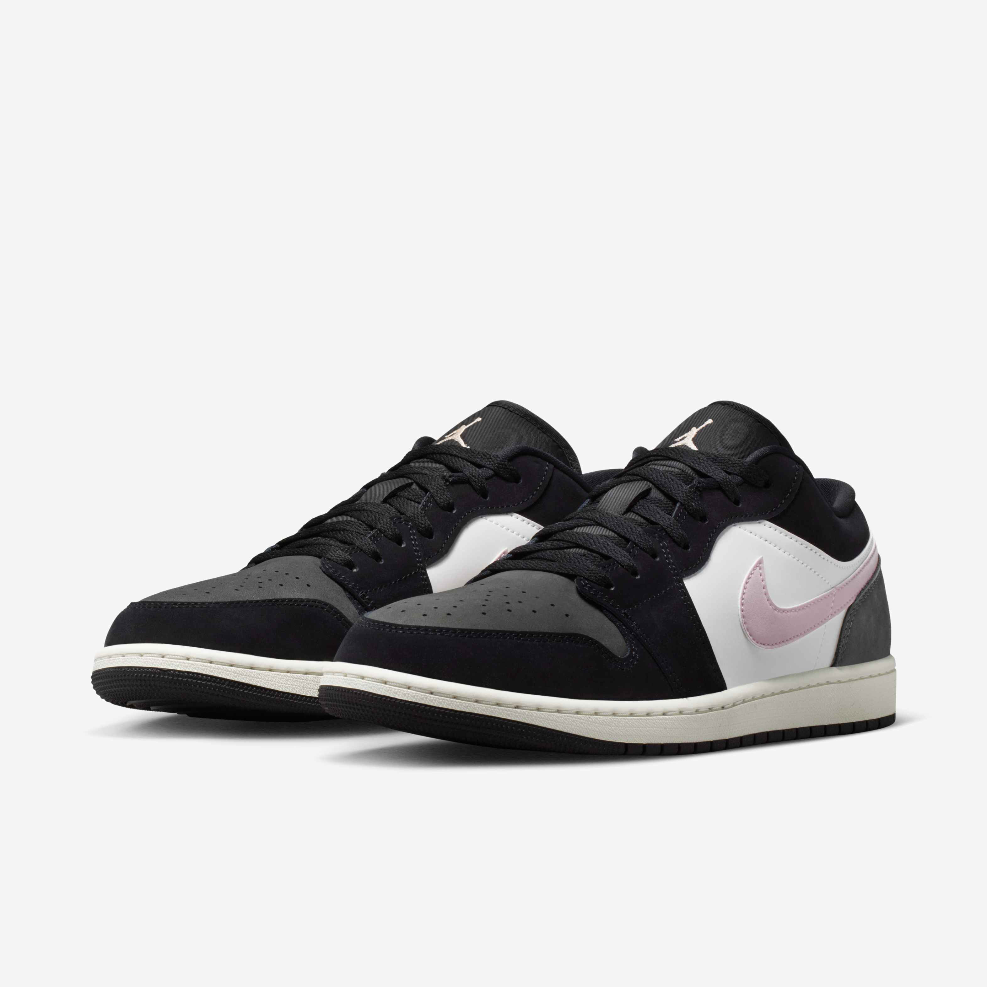 Air Jordan 1 Low SE image number 4