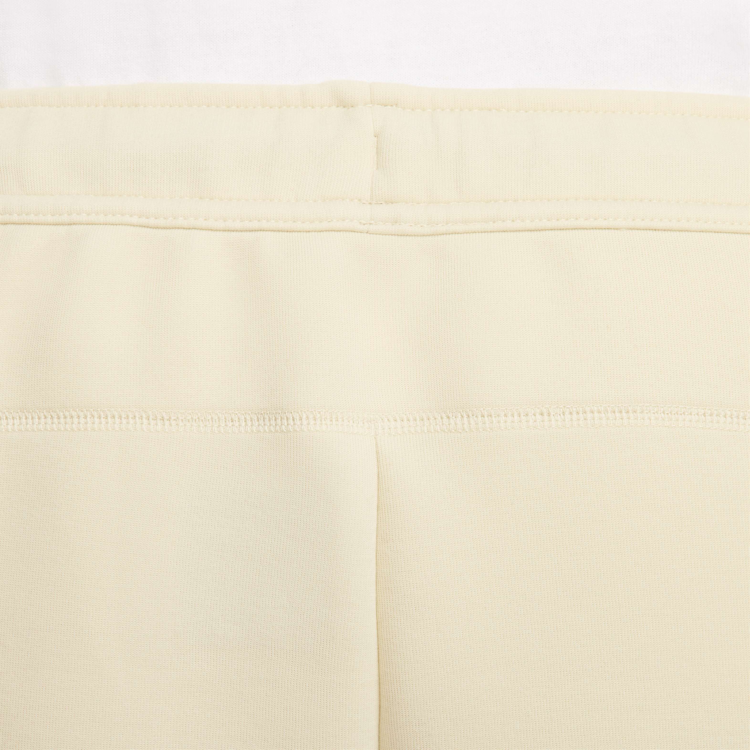 Nike Sportswear Tech Fleece image number 14