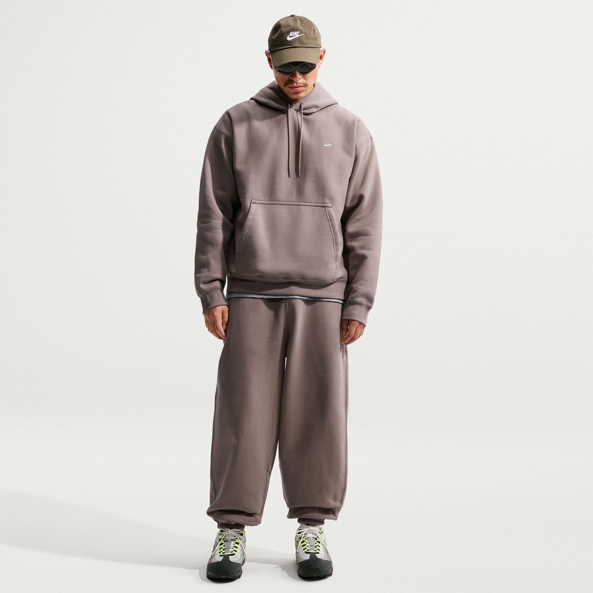 نياكي لايف فليس image number 0