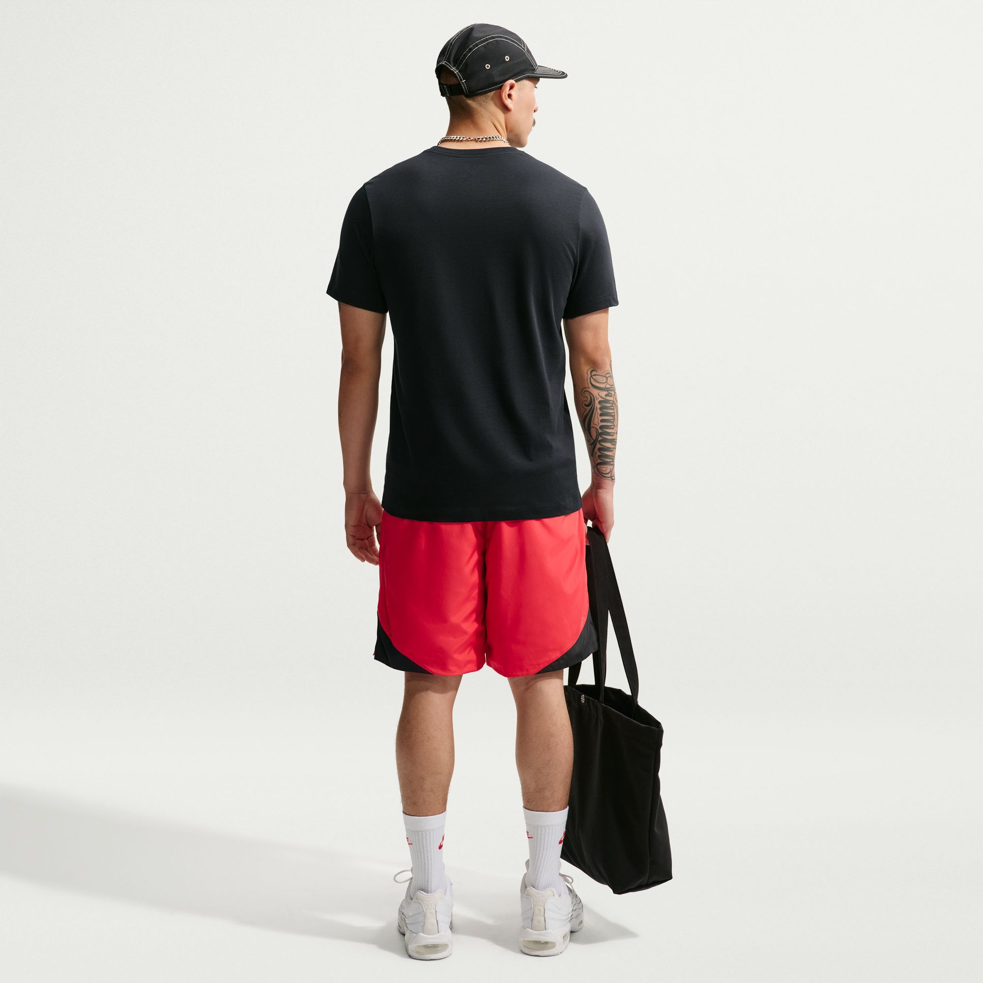 Nike Sportswear Club image number 1