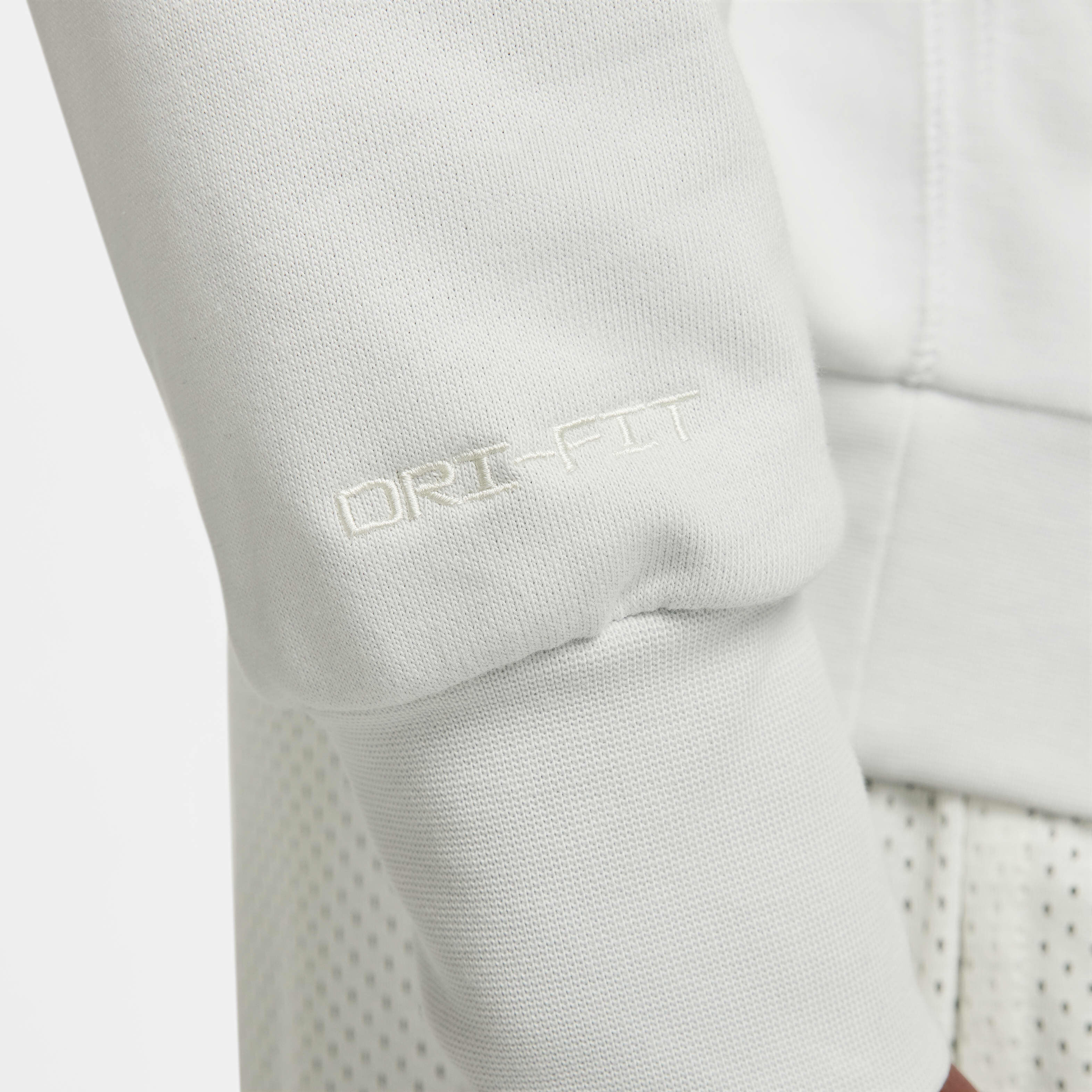 Nike Dri-FIT Standard Issue image number 4