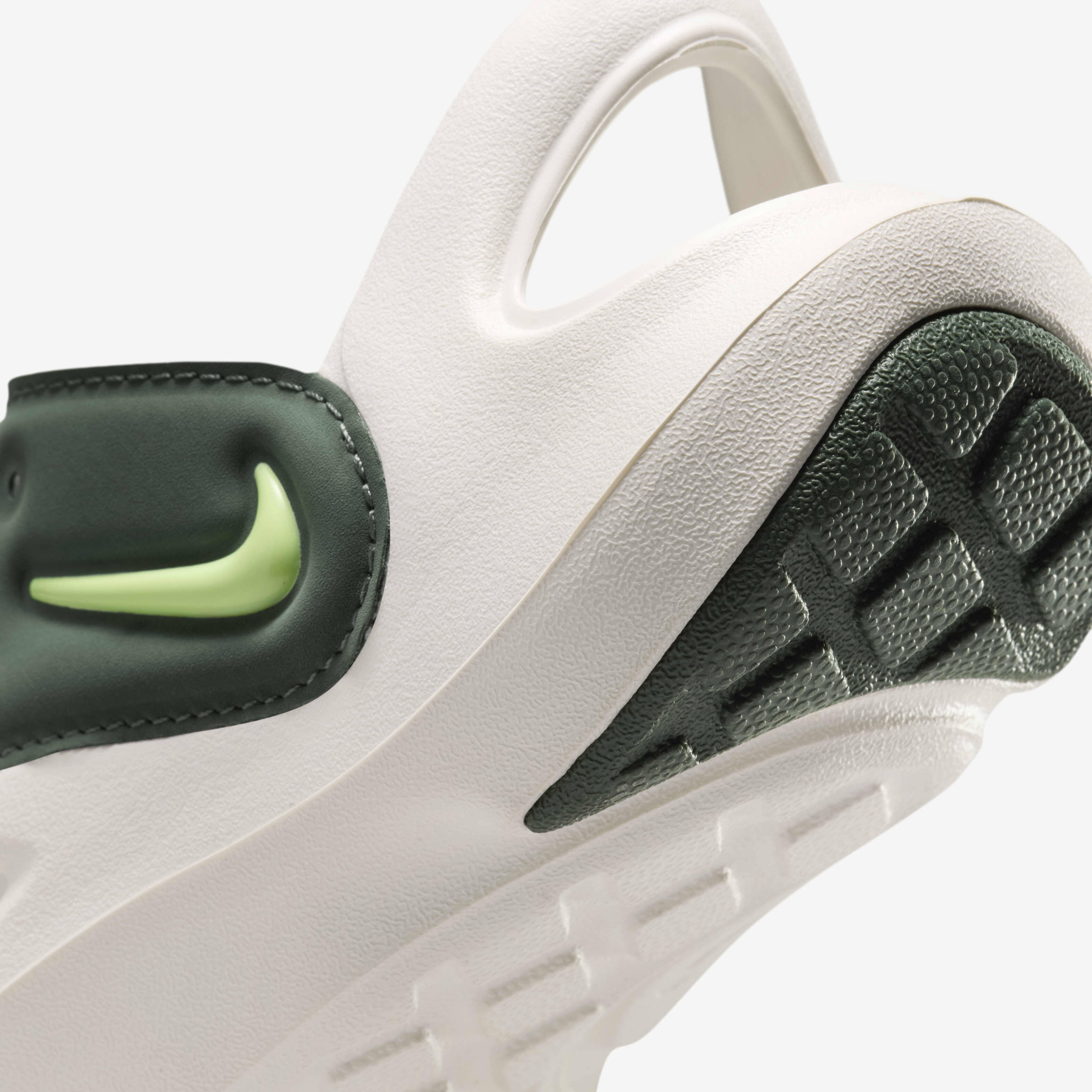 Buy Nike Aqua Swoosh Younger Kids Sandals Nike UAE Official