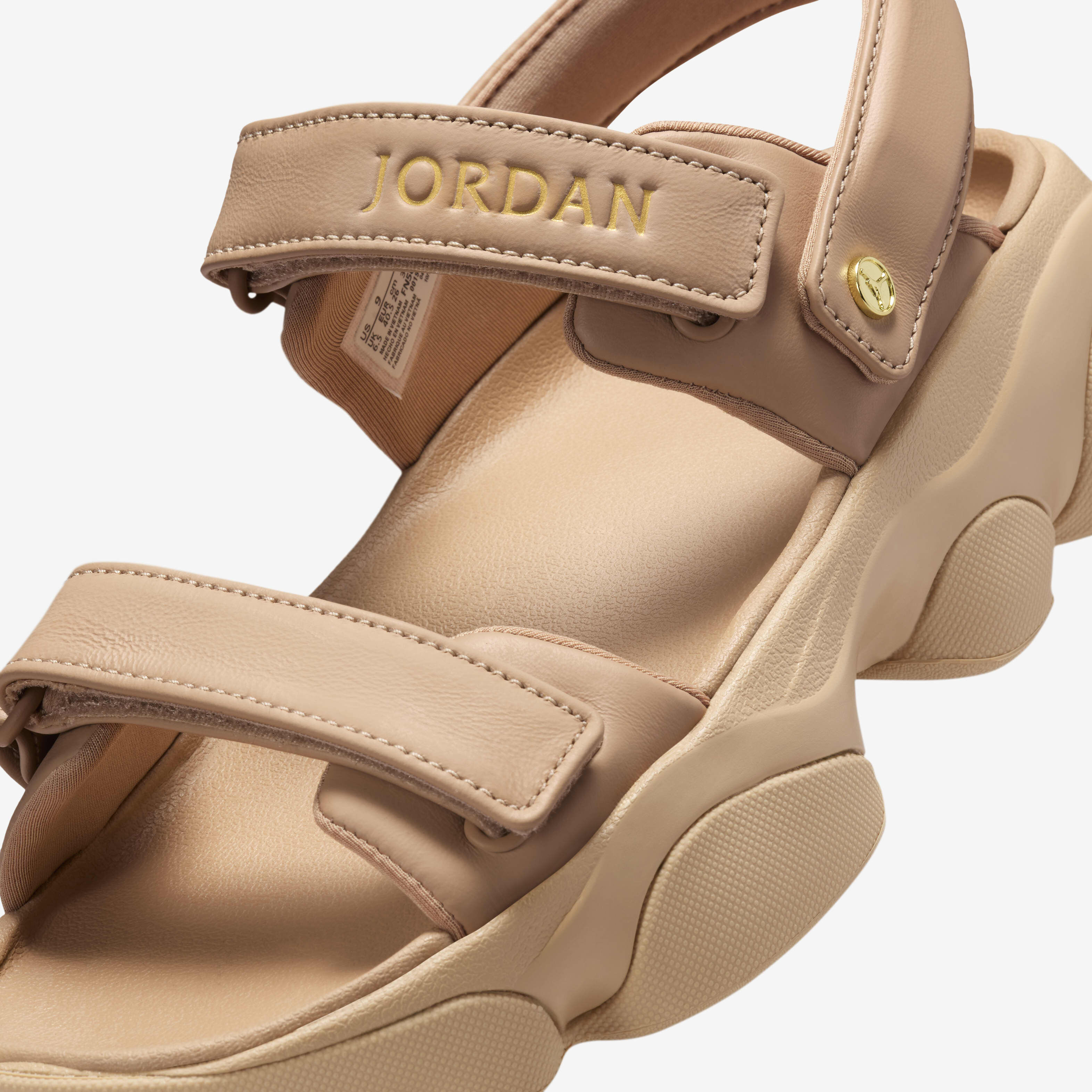 Jordan Deja image number 5