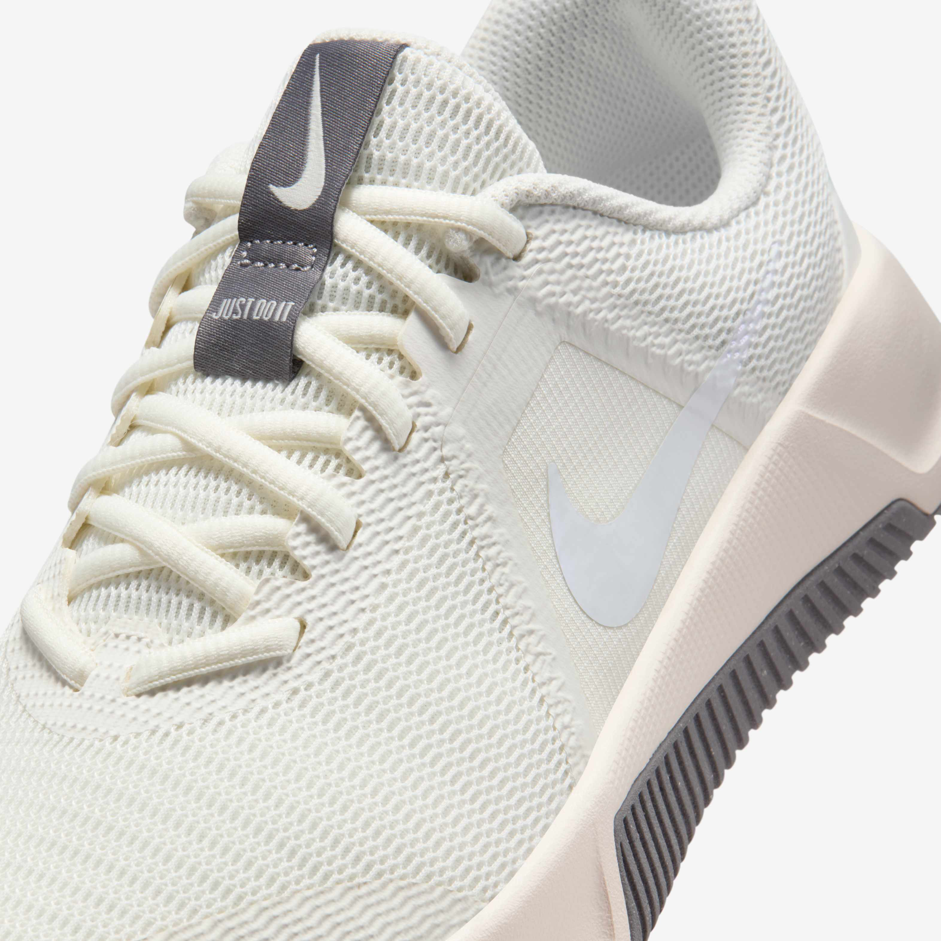 Nike MC Trainer 3 image number 6