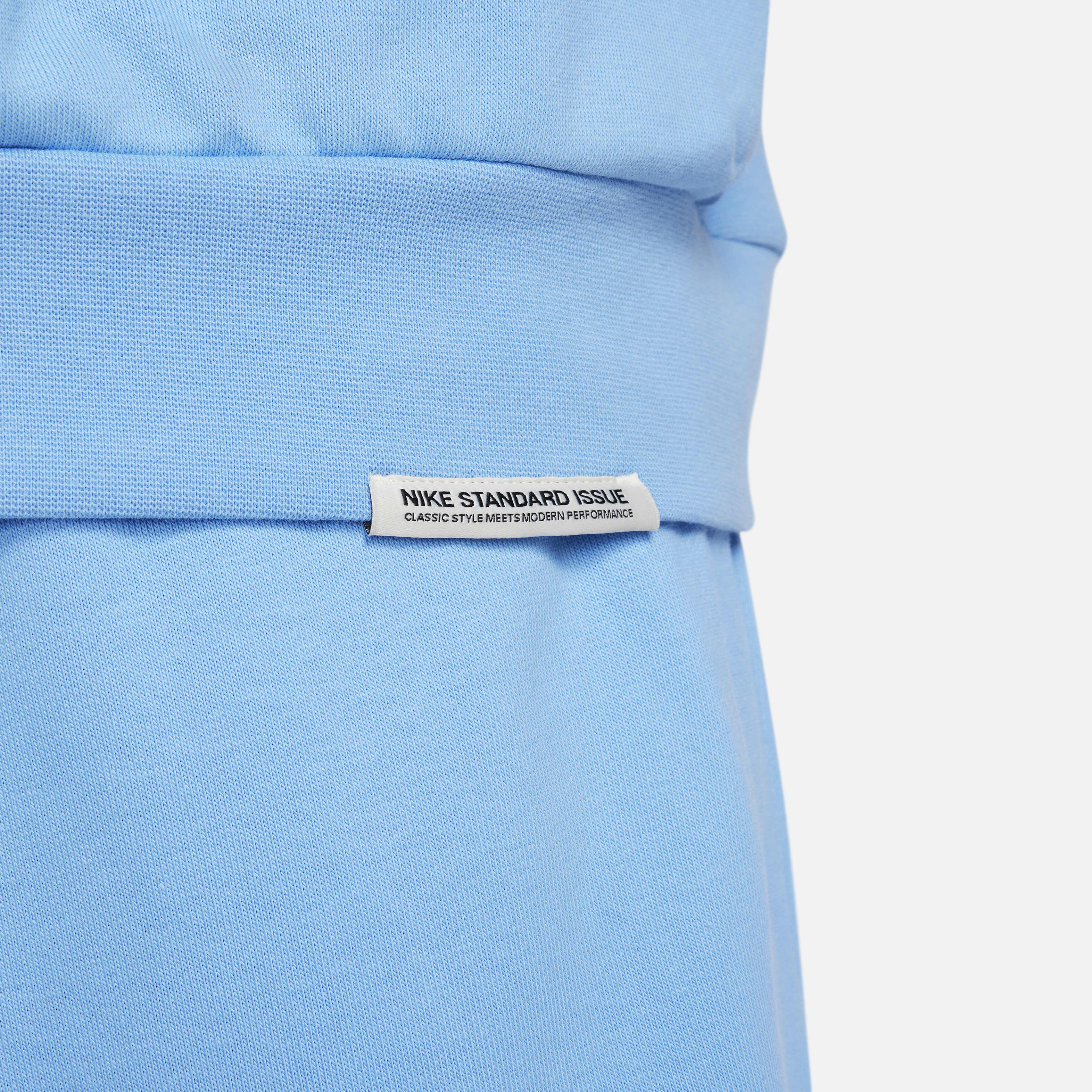 نايكي دراي-فِت ستاندرد ايشيو image number 14