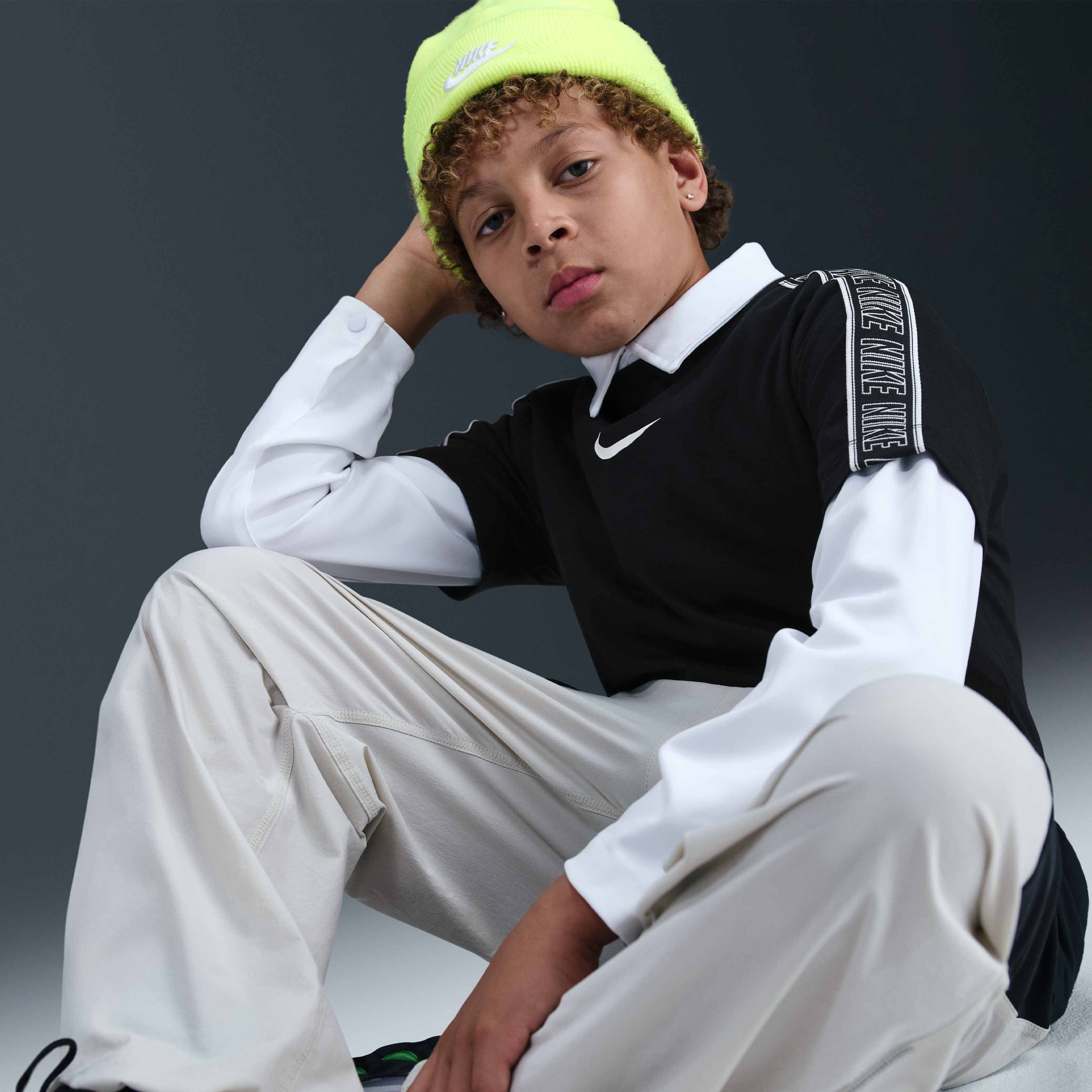 نايكي سبورتسوير image number 2