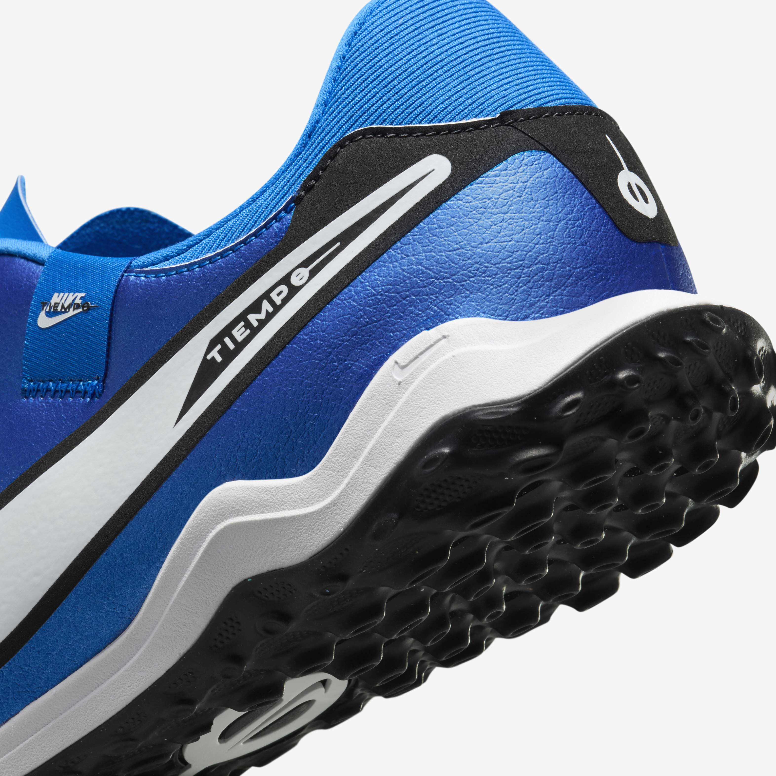 نايكي تيمبو ليجيند 10 أكاديمي image number 7