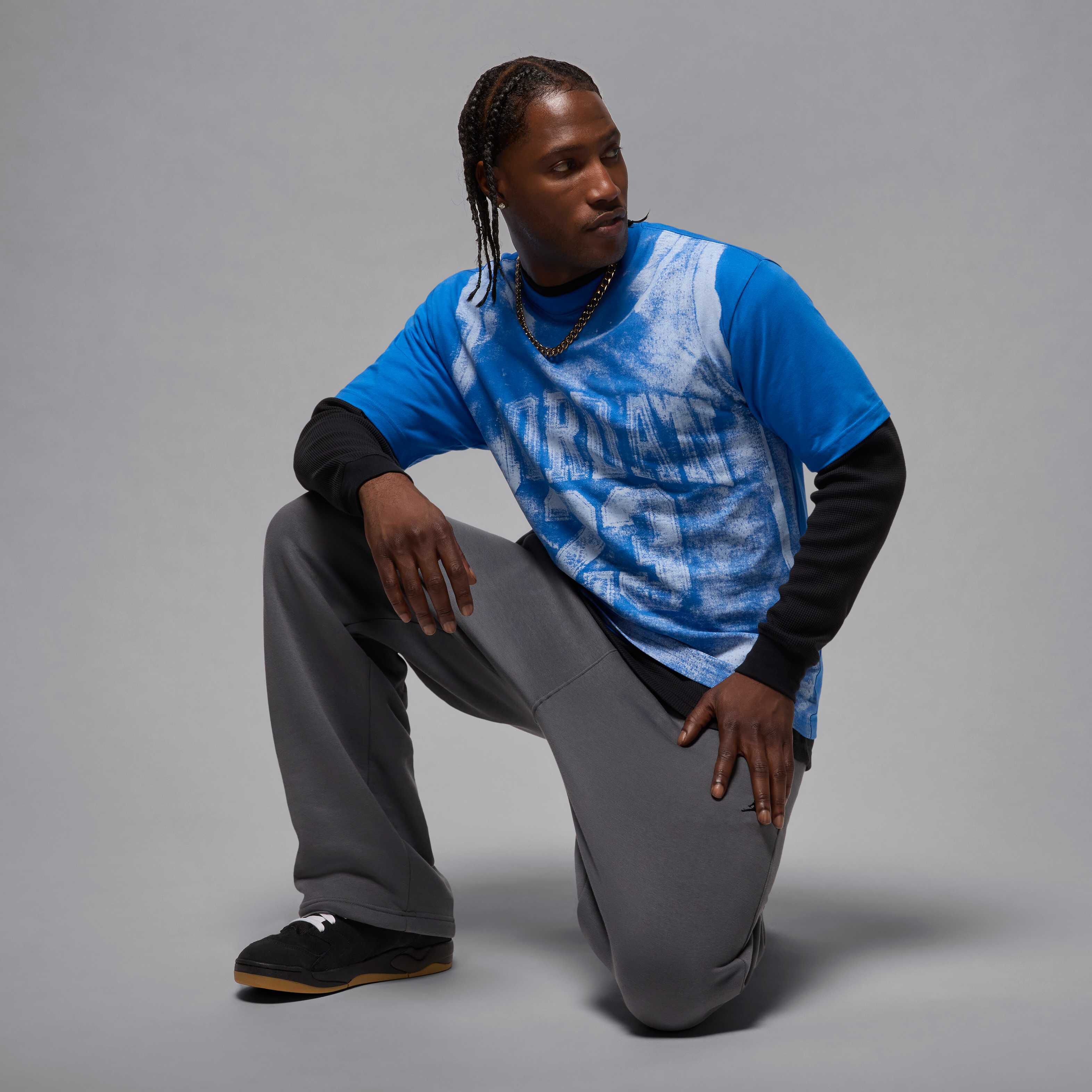 Jordan Brooklyn image number 4